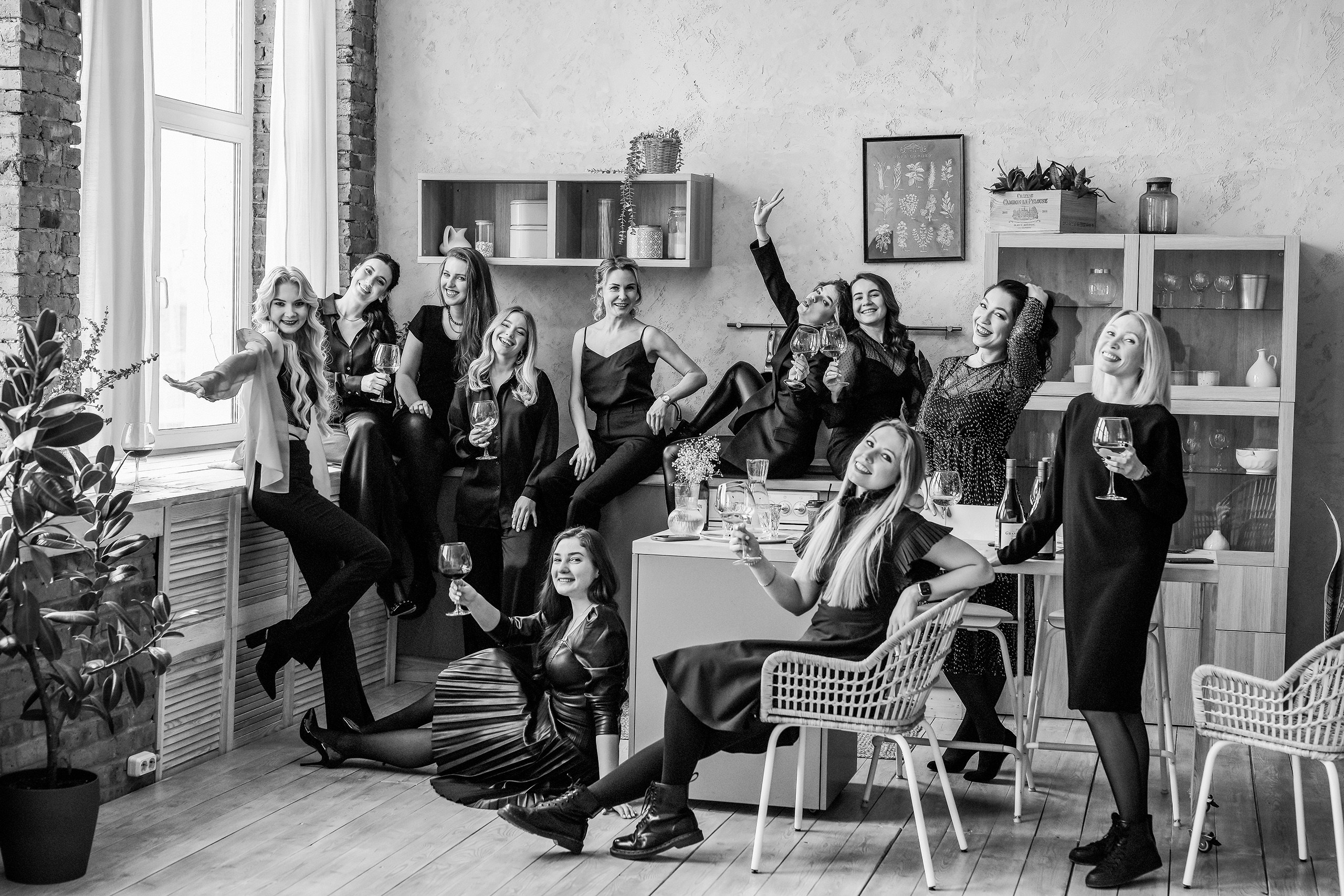 Фотограф на девичник в Красноярске: фотосессия для подруг. 📸 Свадебный и семейный фотограф в Красноярске Тихомиров Евгений | 17 лет опыта | 800+ свадеб