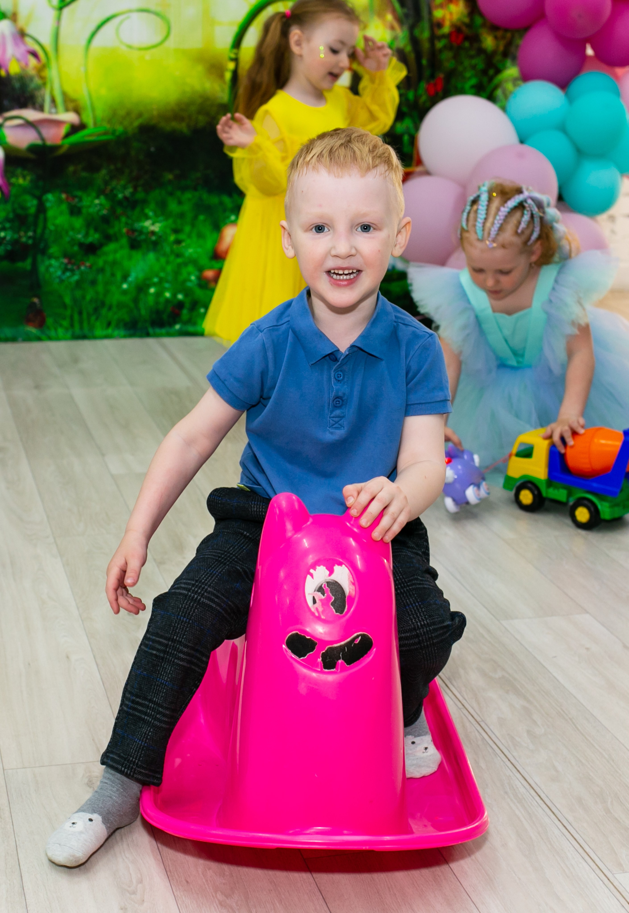 Праздники. Фотограф новорожденных и семейный фотограф НСО г. Бердск Марина Львова