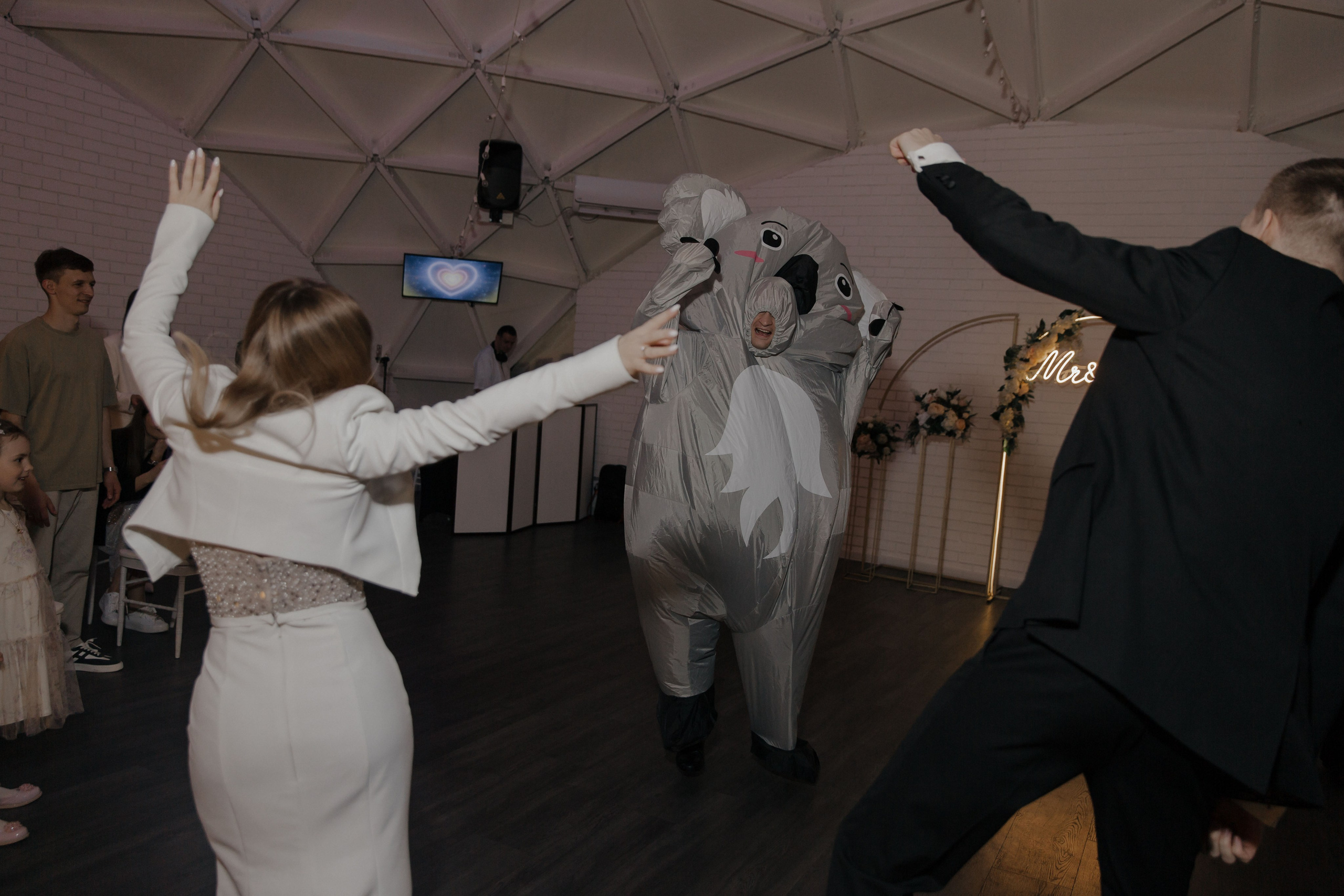 07.05.2024. RETOUCH-HOUSE