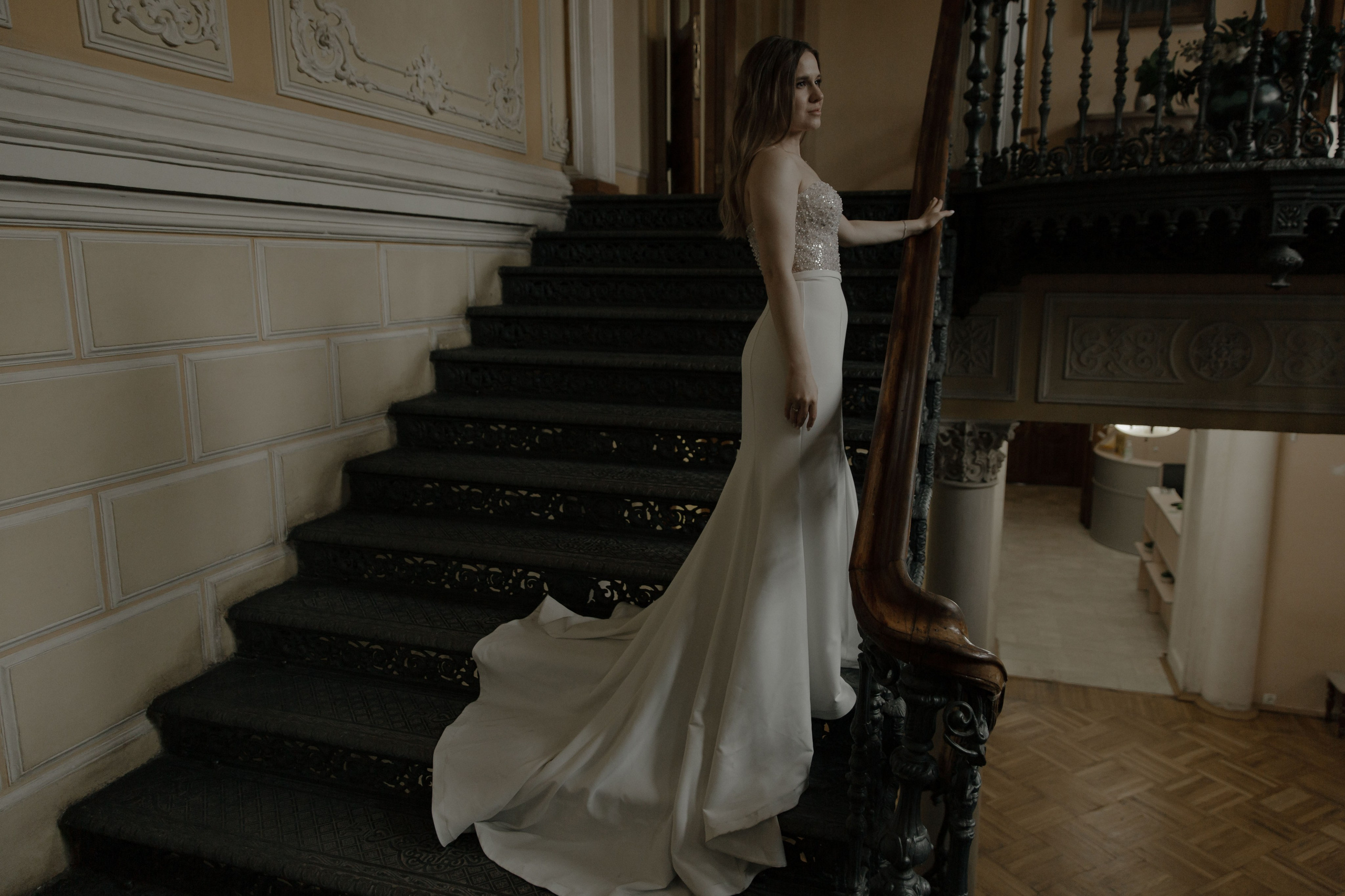 07.05.2024. RETOUCH-HOUSE