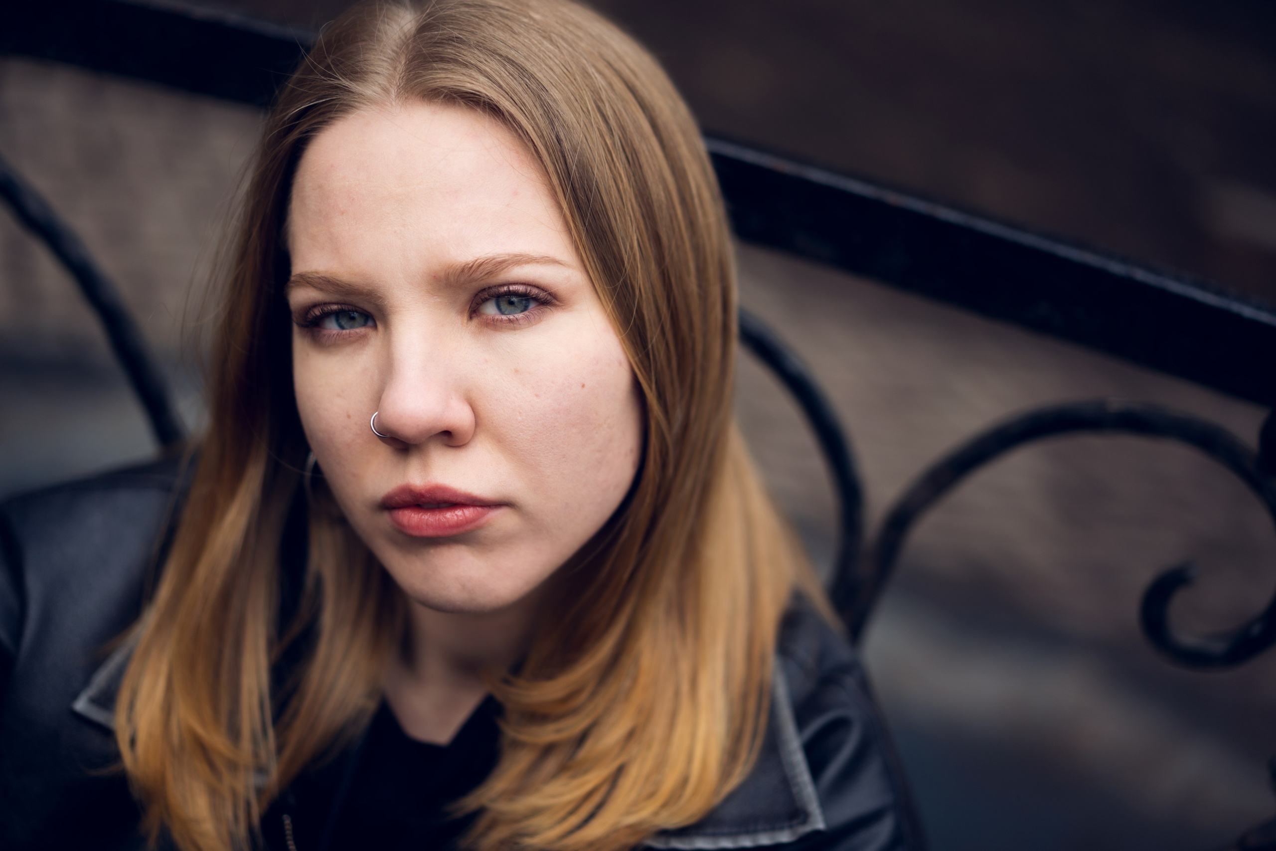 Прогулочная фотосессия по Обводному каналу. Виктория Спорова. Ваш портретный фотограф в Санкт-Петербурге