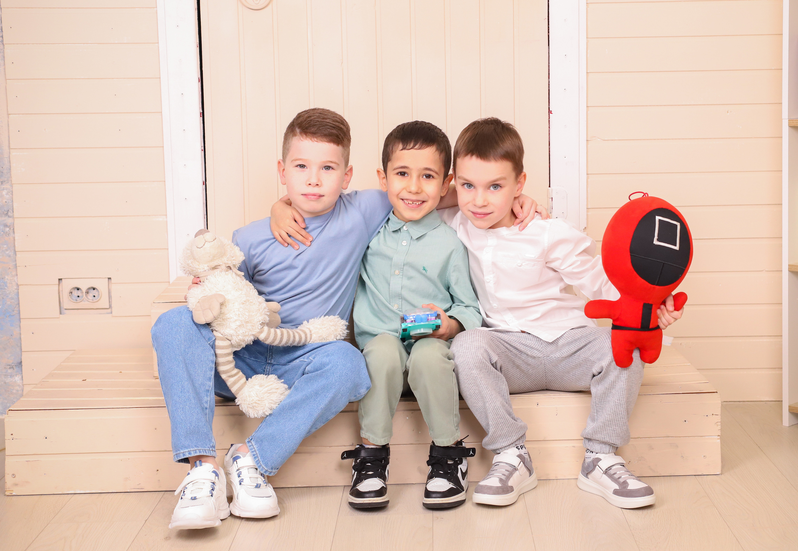 Выпускной альбом для садика «Мальвина». Фотограф в Сургуте Брызгунова Анастасия