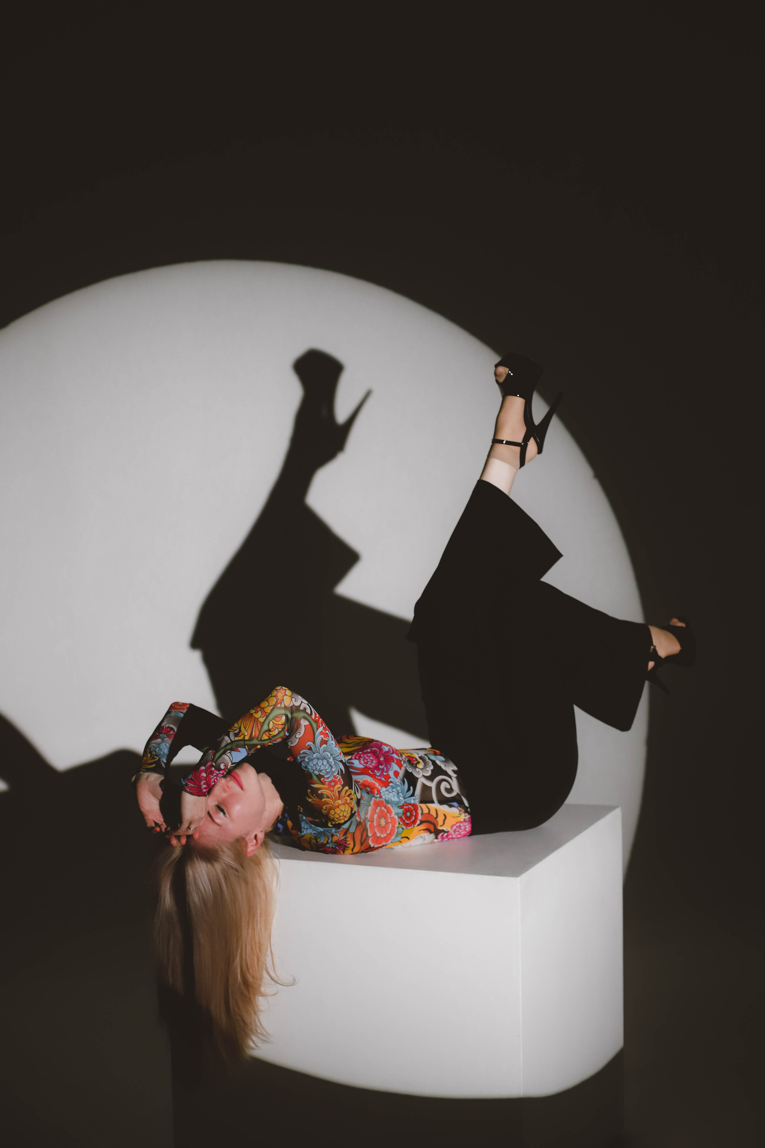 Съемка на циклораме. Фотограф в Сургуте Брызгунова Анастасия