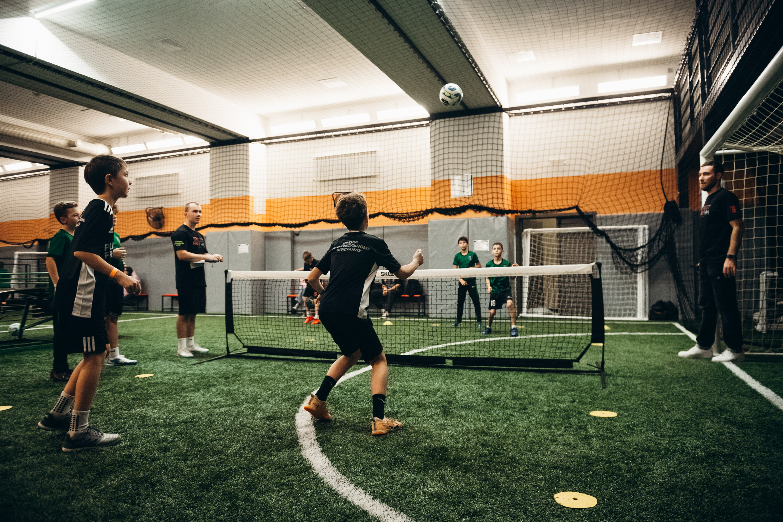 Турнир по футбольному фристайлу, панне и теннисболу