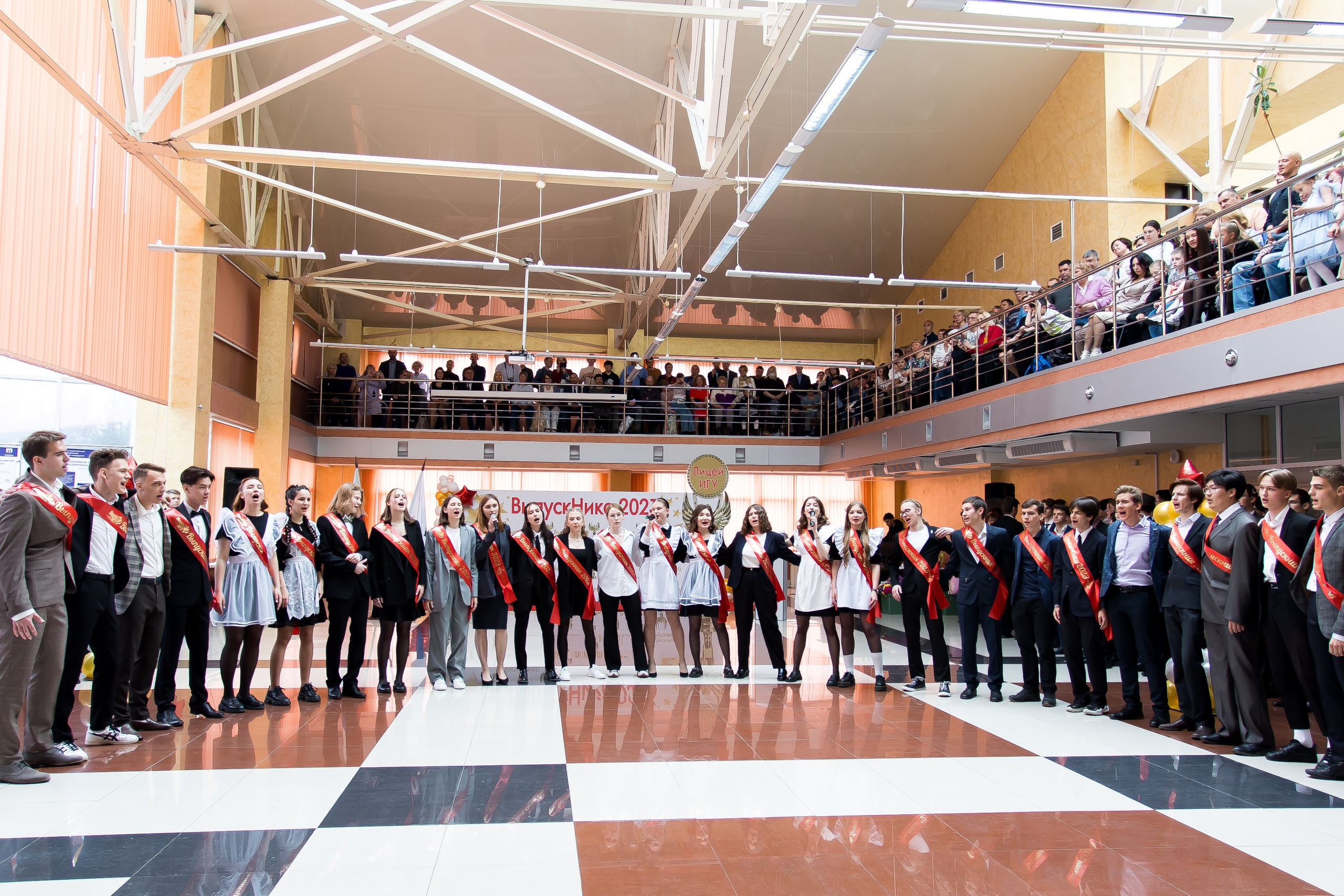 Последний звонок. Фотограф в Иркутске