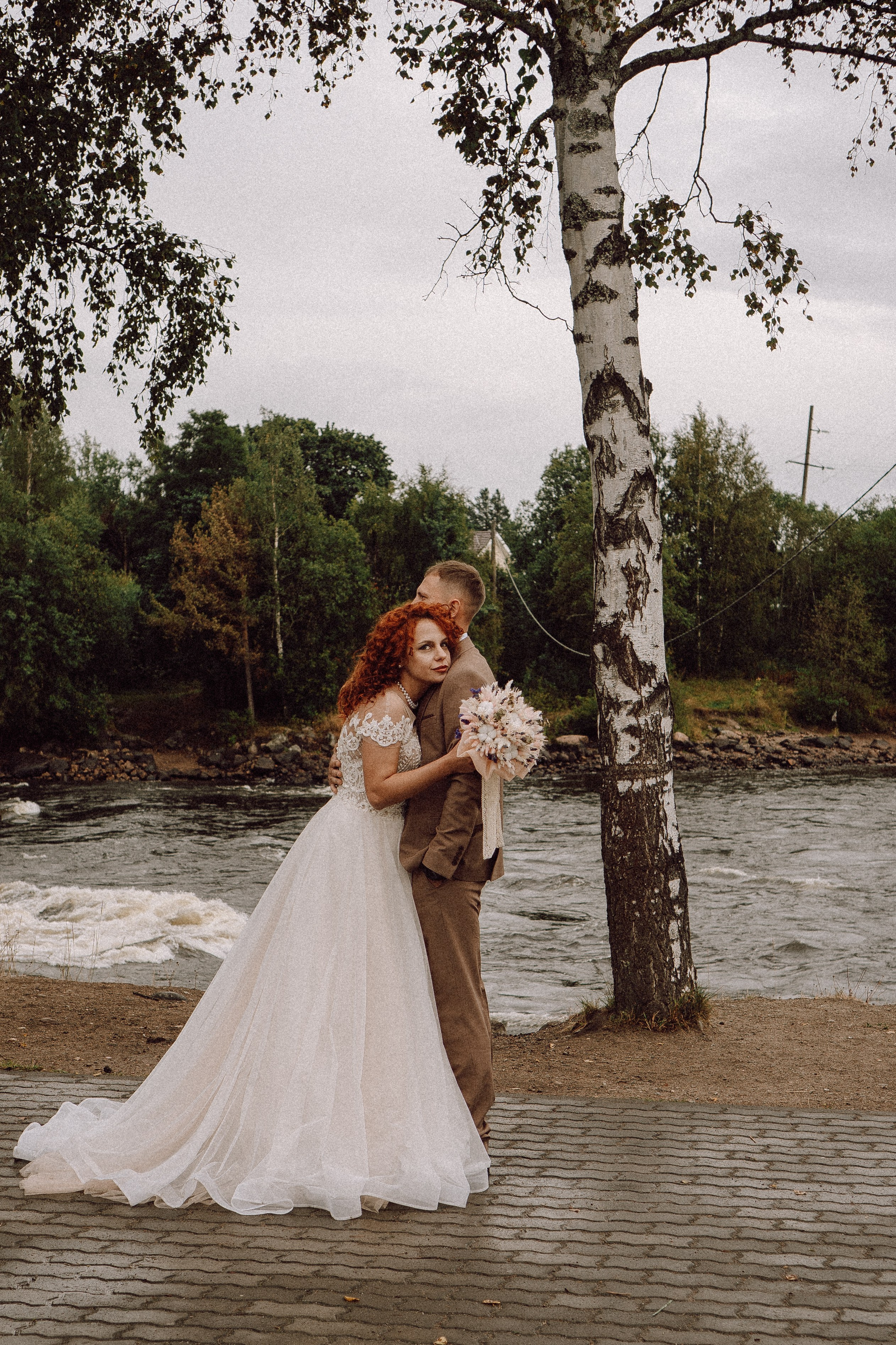 СВАДЕБНАЯ ФОТОСЕССИИЯ ПАРЫ В ГОРОДЕ ПРИОЗЕРСК В СОСНОВОМ ЛЕСУ И С ПИКАПОМ. Профессиональный фотограф, Санкт-Петербург — Виктория Богомолова
