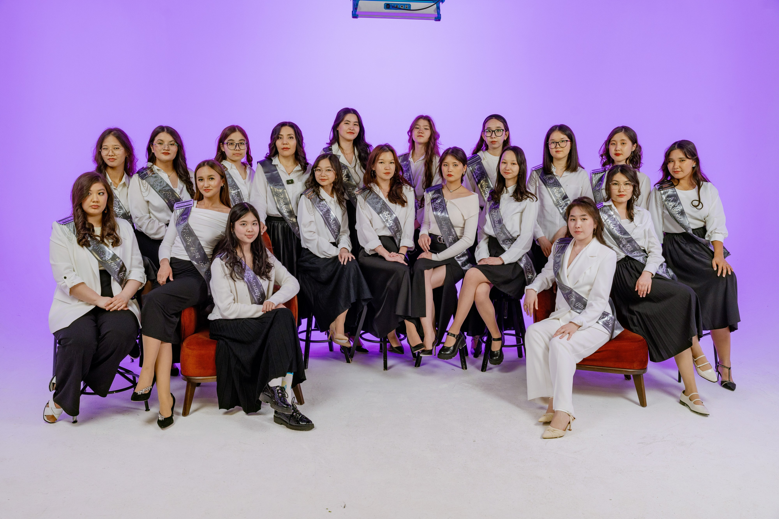 Общие кадры в студии. Выпускные альбомы в Нур-Султане (Астана) и по всему Казахстану