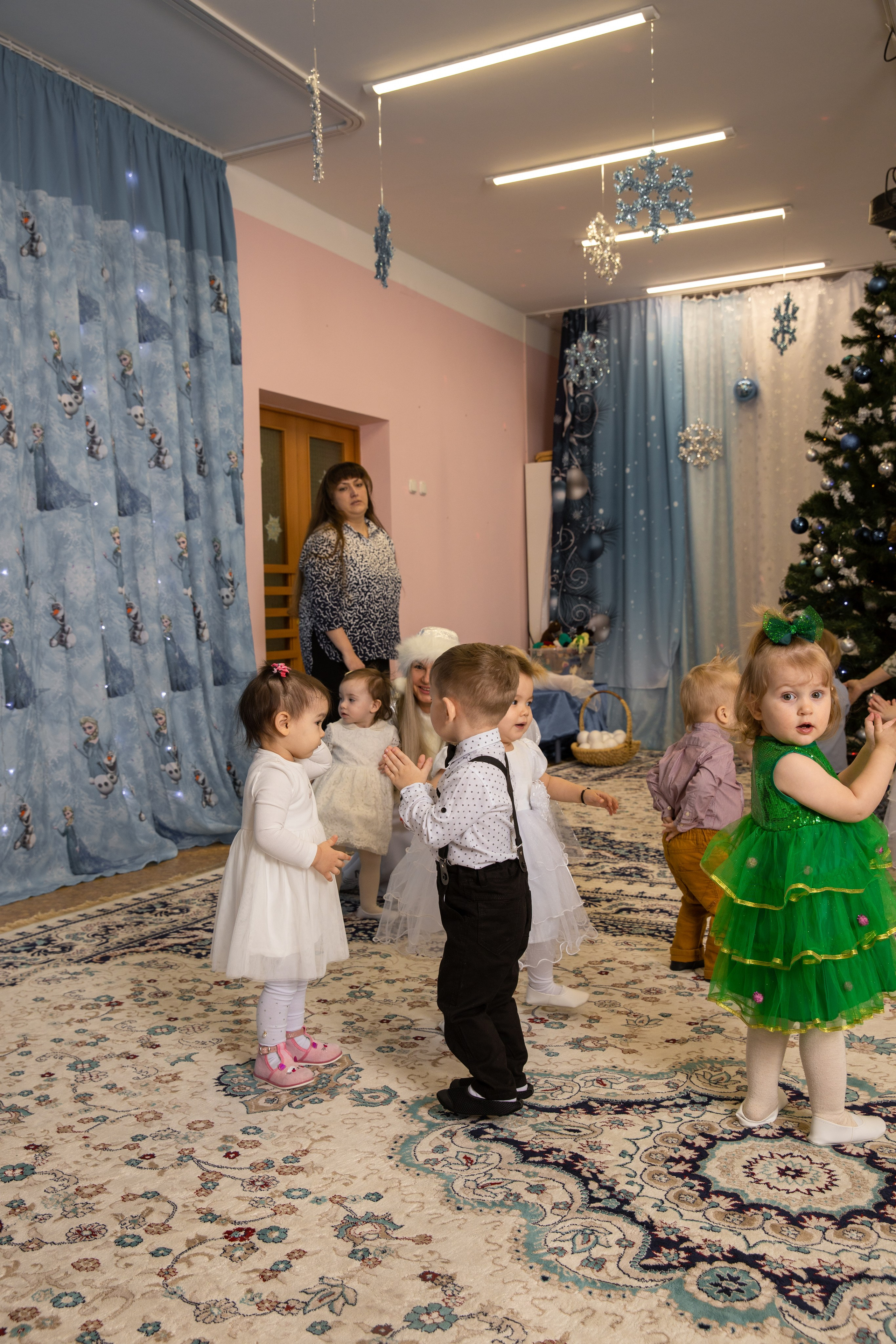 Новогодний утренник Успех. Фотограф в Железнодорожном и Балашихе