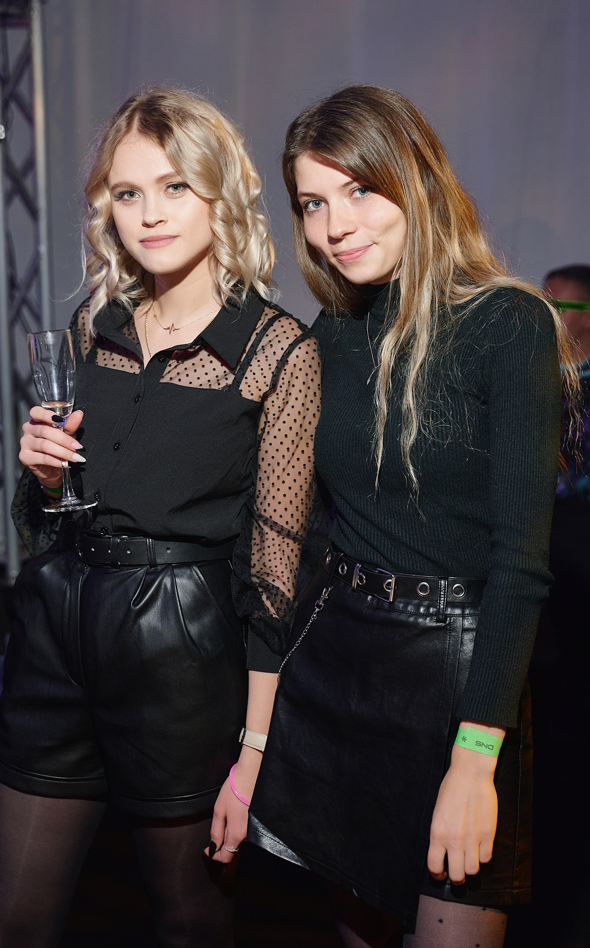 DNS НГ Корпаратив. Свадебный фотограф во Владивостоке Гарагуля Игорь