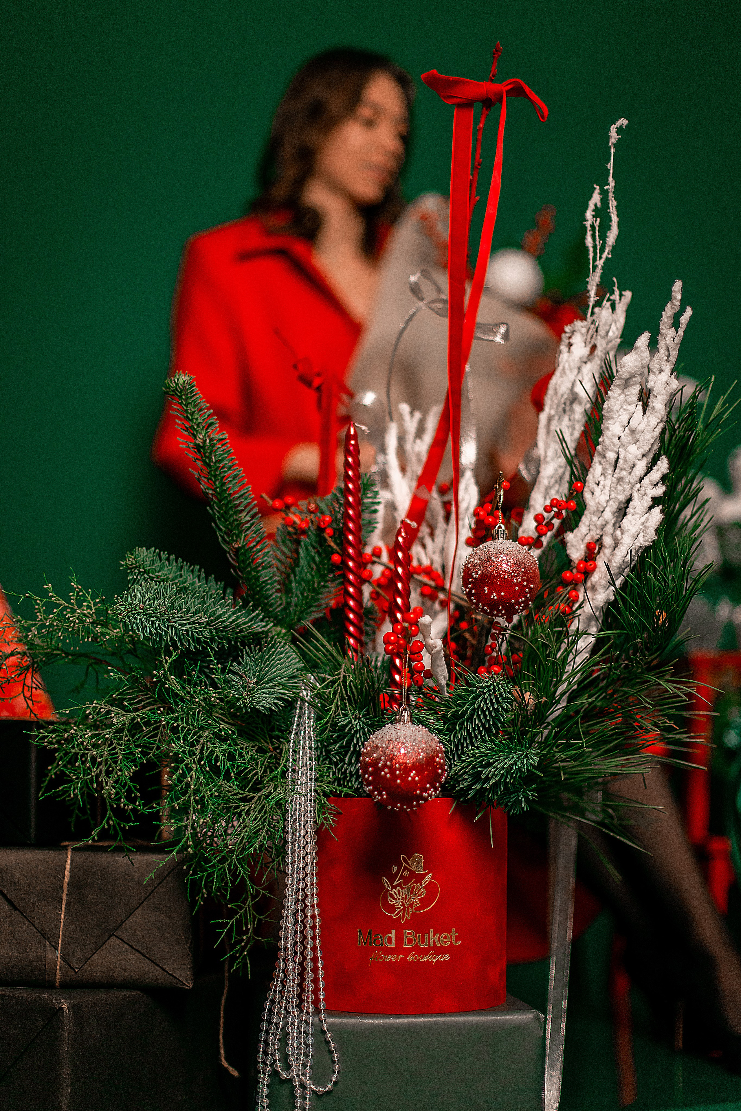 Новогодняя съемка для цветочного бутика. Семейный и индивидуальный фотограф в Ростове-на-Дону