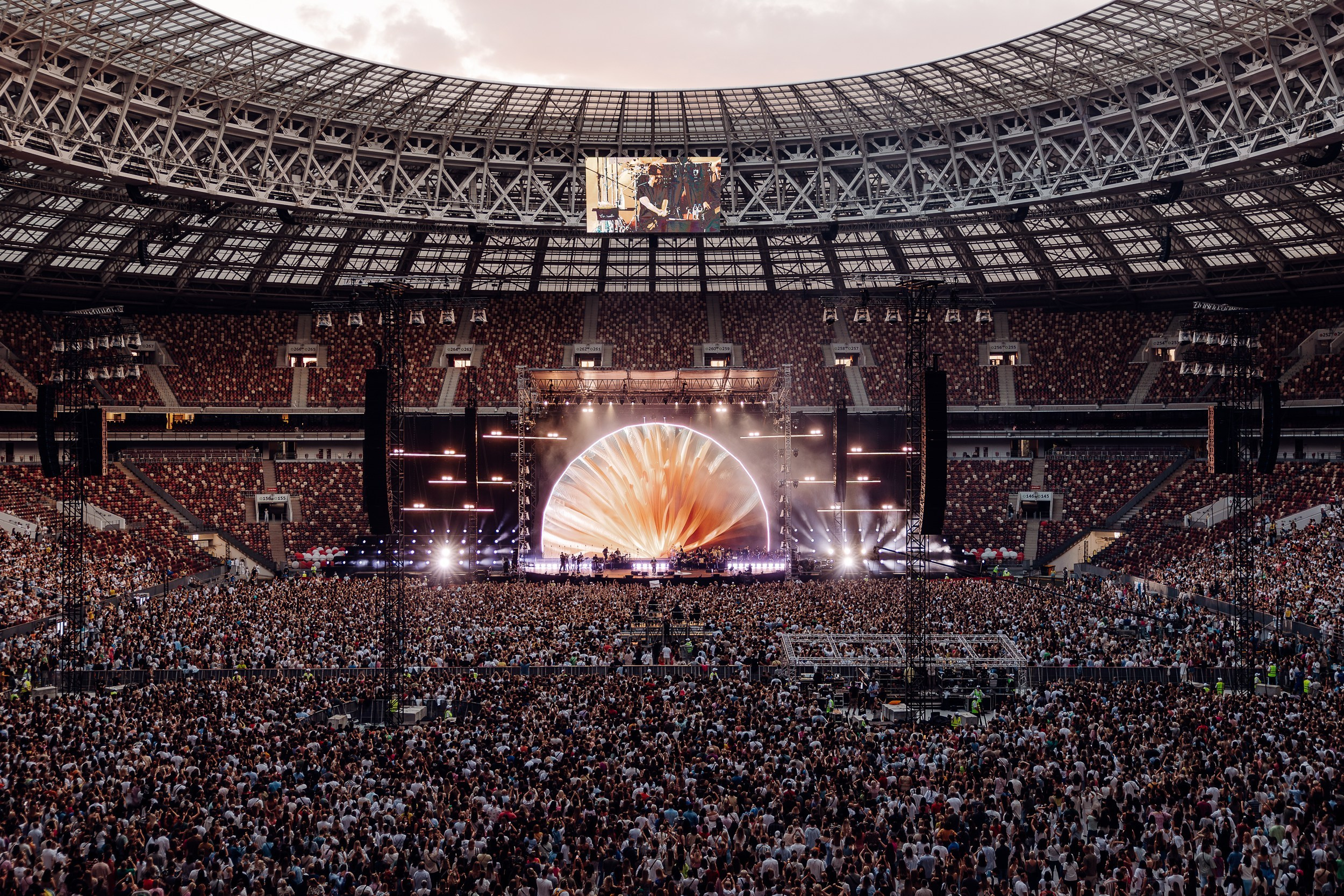 LEONID AGUTIN | MOSCOW | 2024. OOPS TEAM