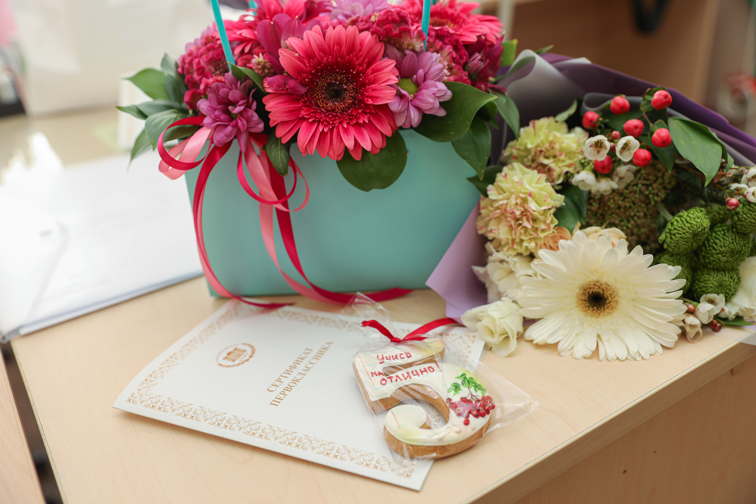 ЛИЦЕЙ ИСТЭК. Photographer Viktoriya Markushina «My world throug»