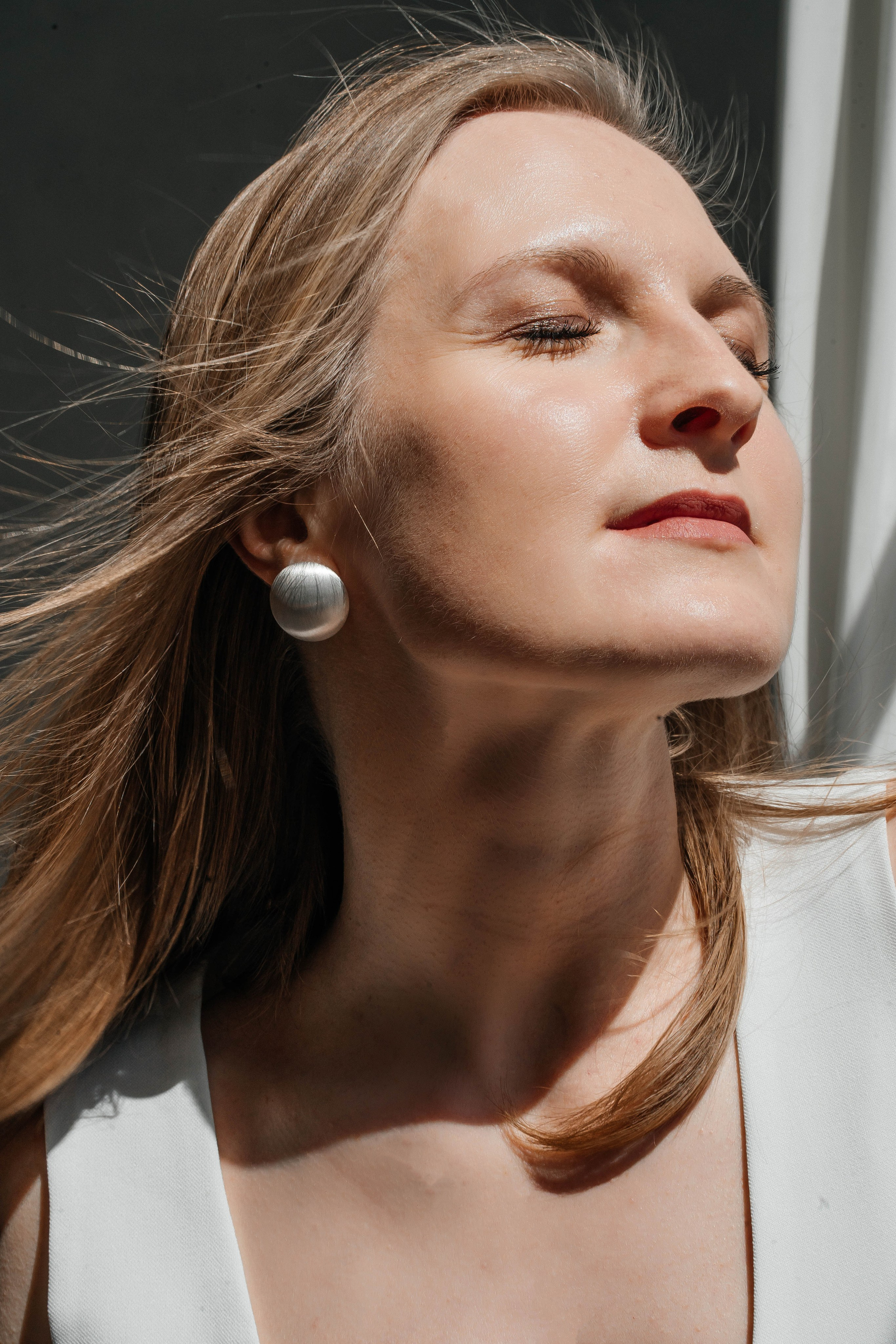 Съемки в интерьере студий. Виктория Алпеева — фотограф по любви