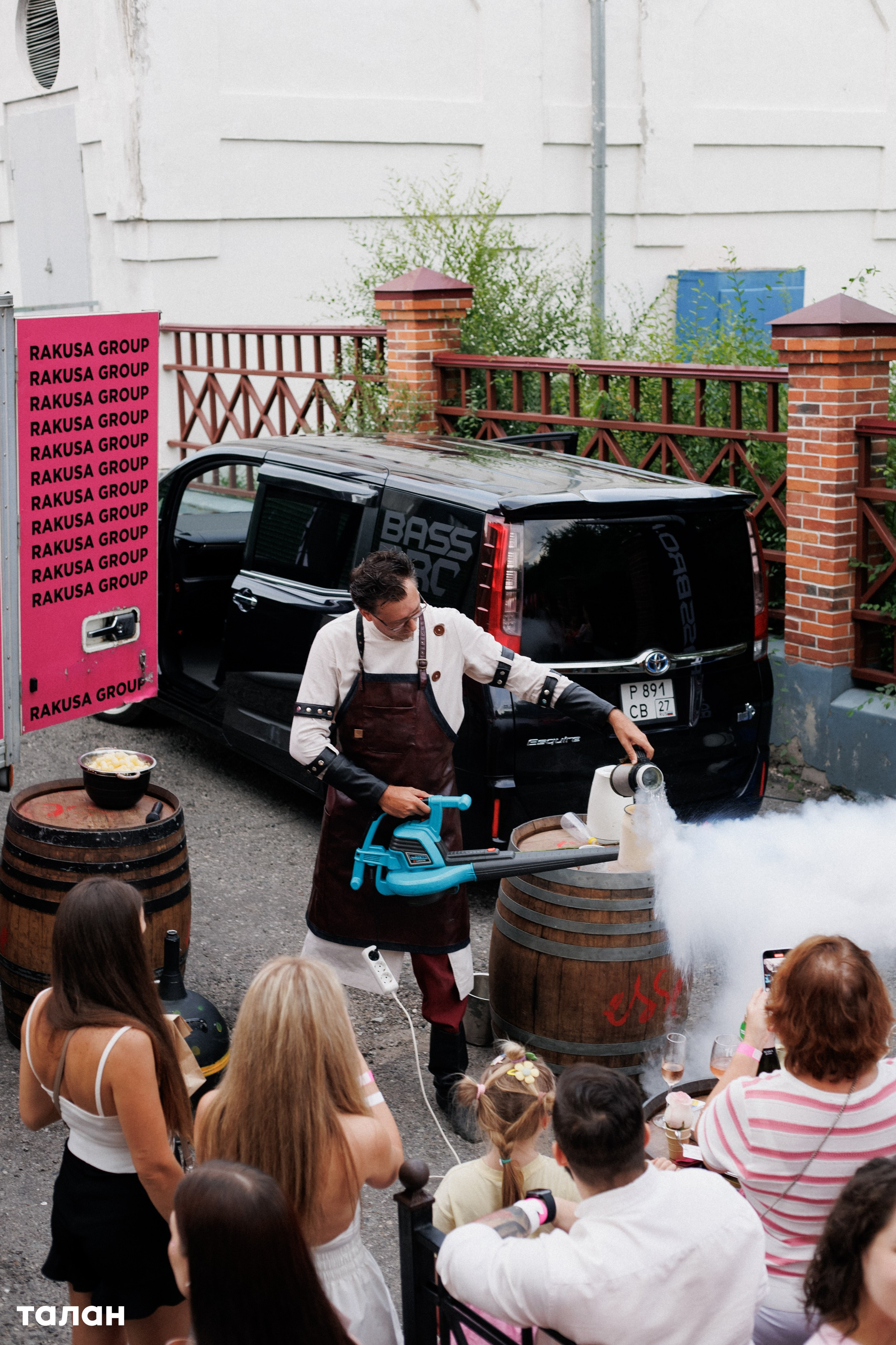 ВИНОТЕКА [бар+магаз] — BIRTHDAY PARTY. СВОИ. ФОТООТЧЕТЫ-СОБЫТИЯ-МЕСТА