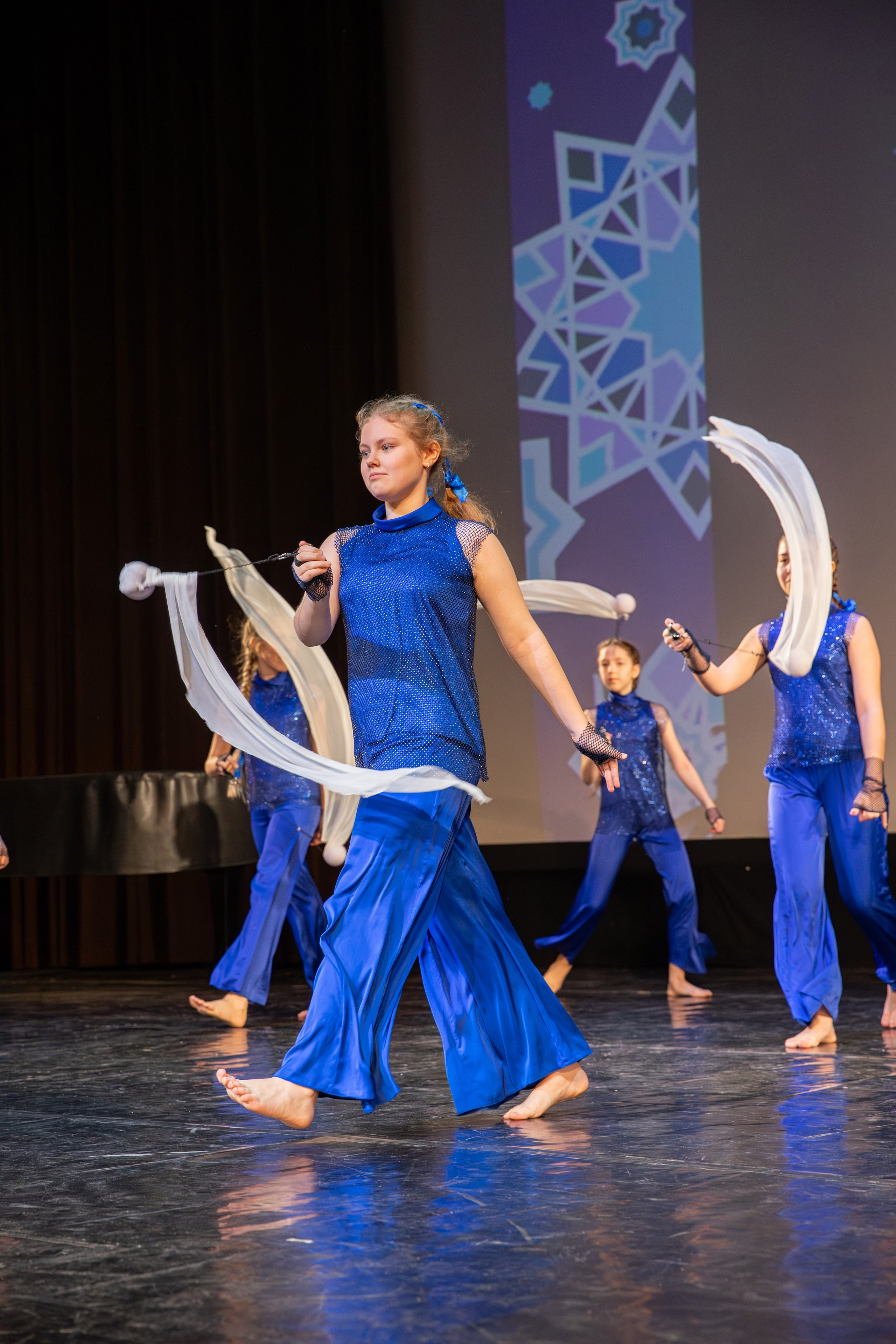 Съемка школьных репортажей в Москве. Семейный и женский фотограф в Москве Надежда Воробьева