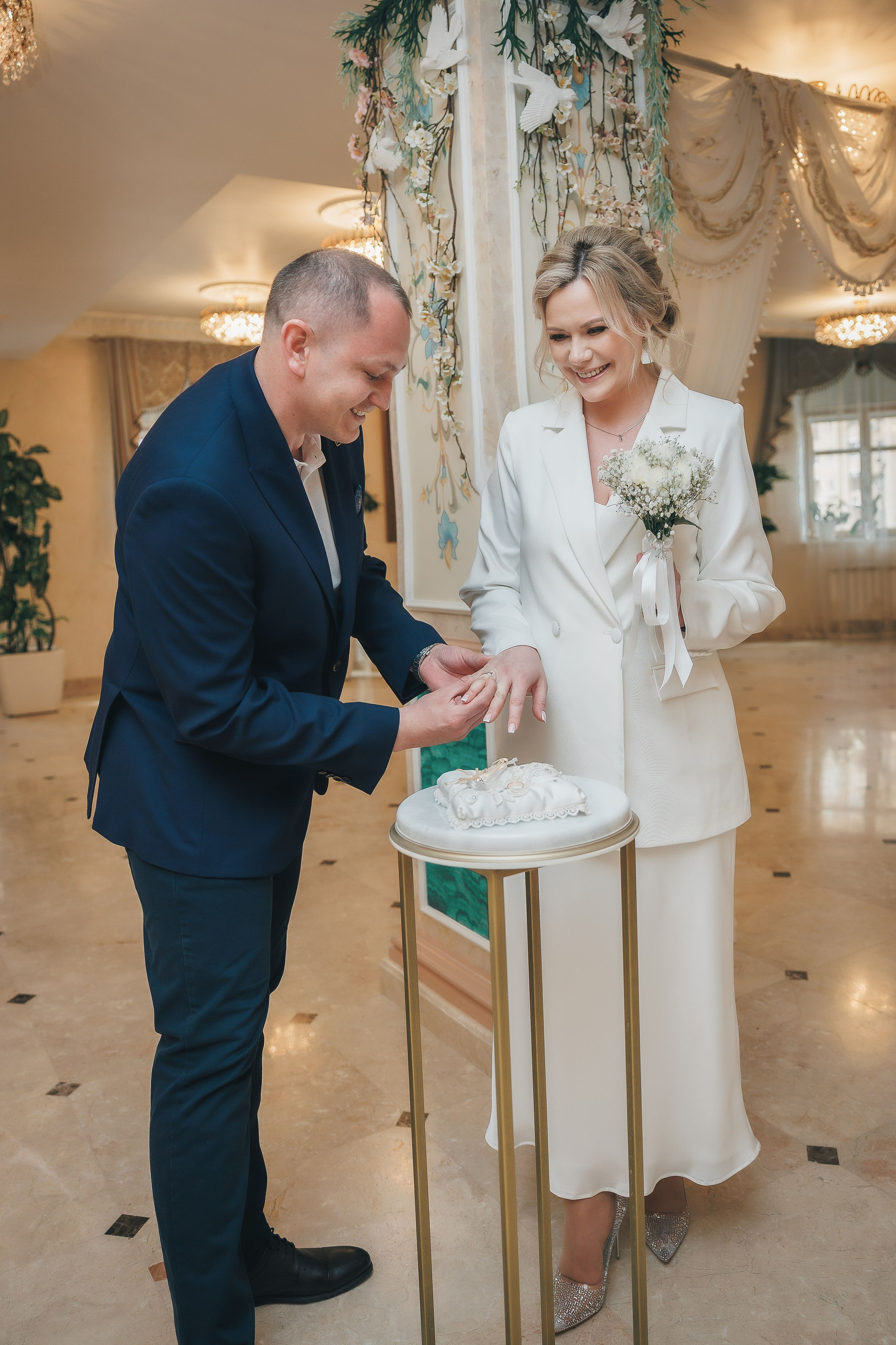 Фотосъемка регистрации брака в гостинице «Покровская». Свадебный и семейный фотограф в Москве Красинская Мария