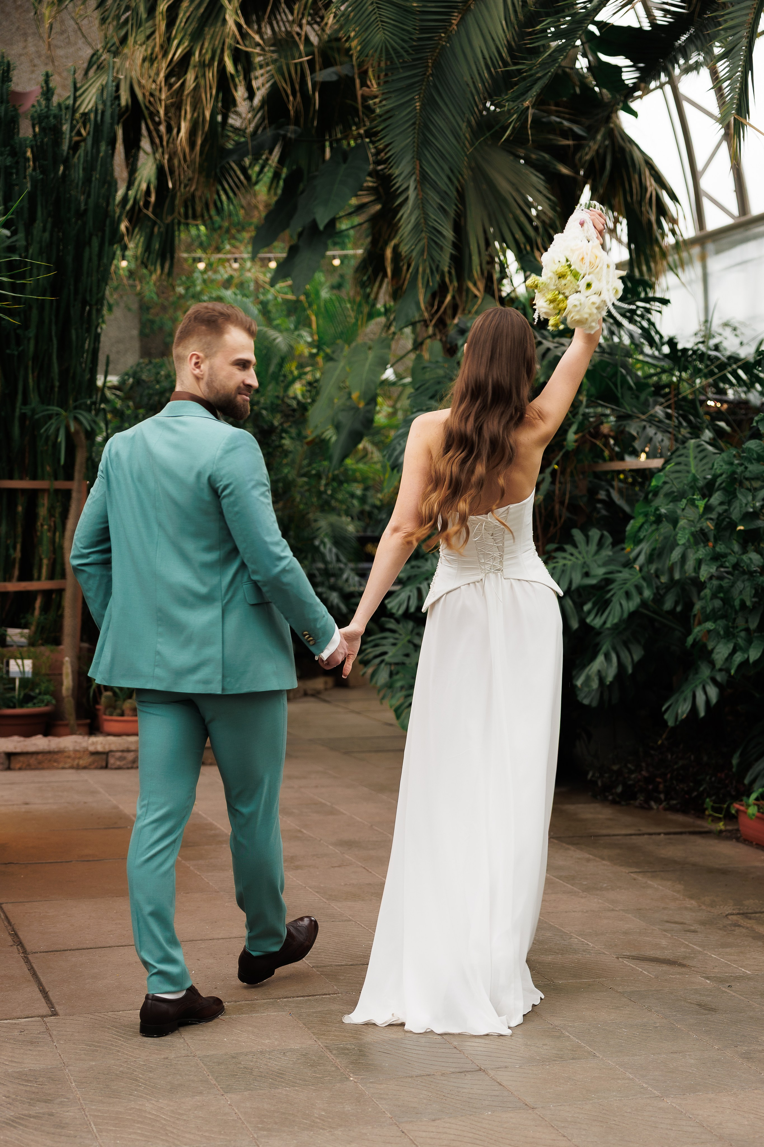 Свадебная прогулка в оранжерее. Питер. Свадебный и семейный фотограф в Москве Красинская Мария