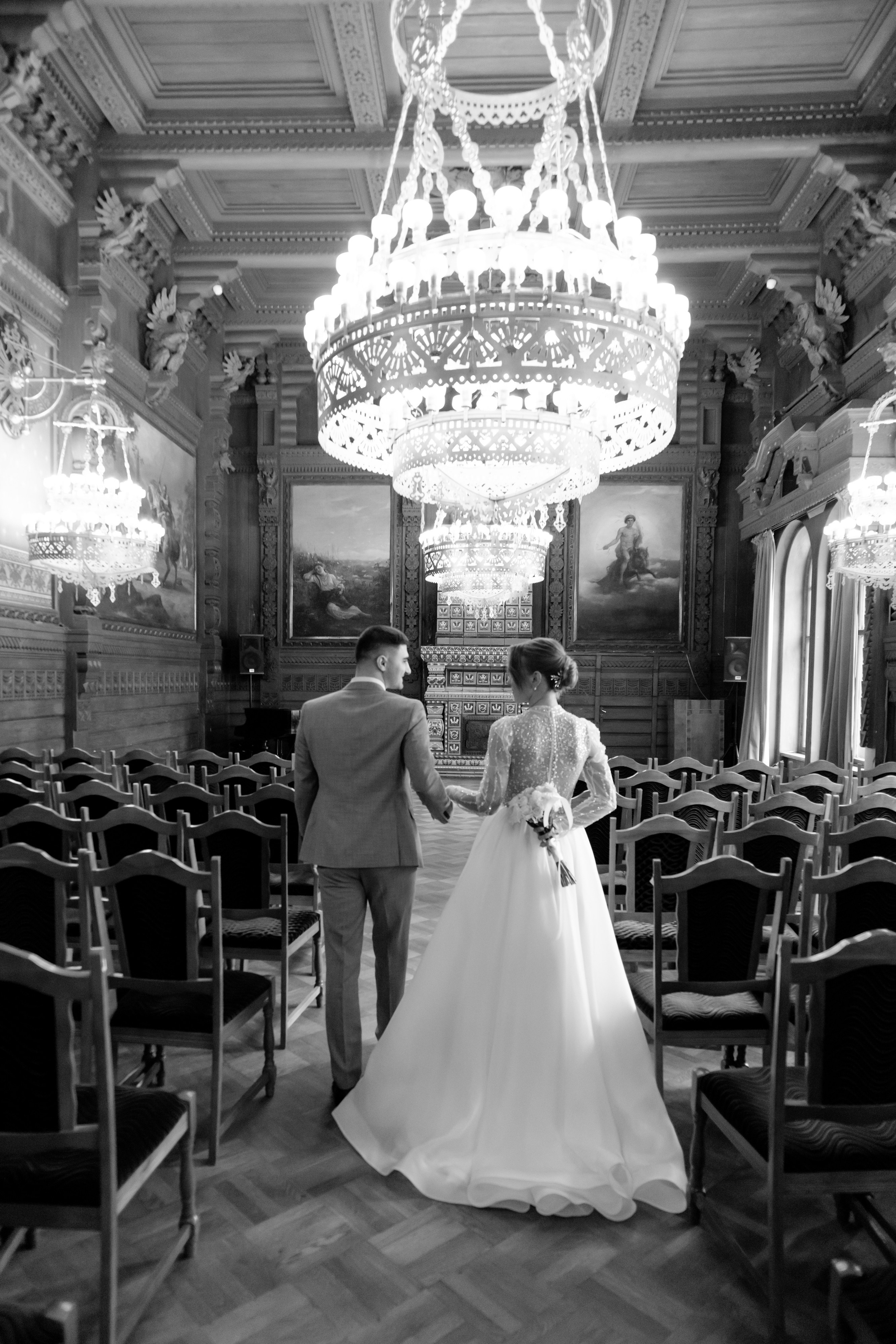 Жених и невеста в Доме ученых в Санкт-Петербурге. Свадебный фотограф Александр Невский в Санкт-Петербурге