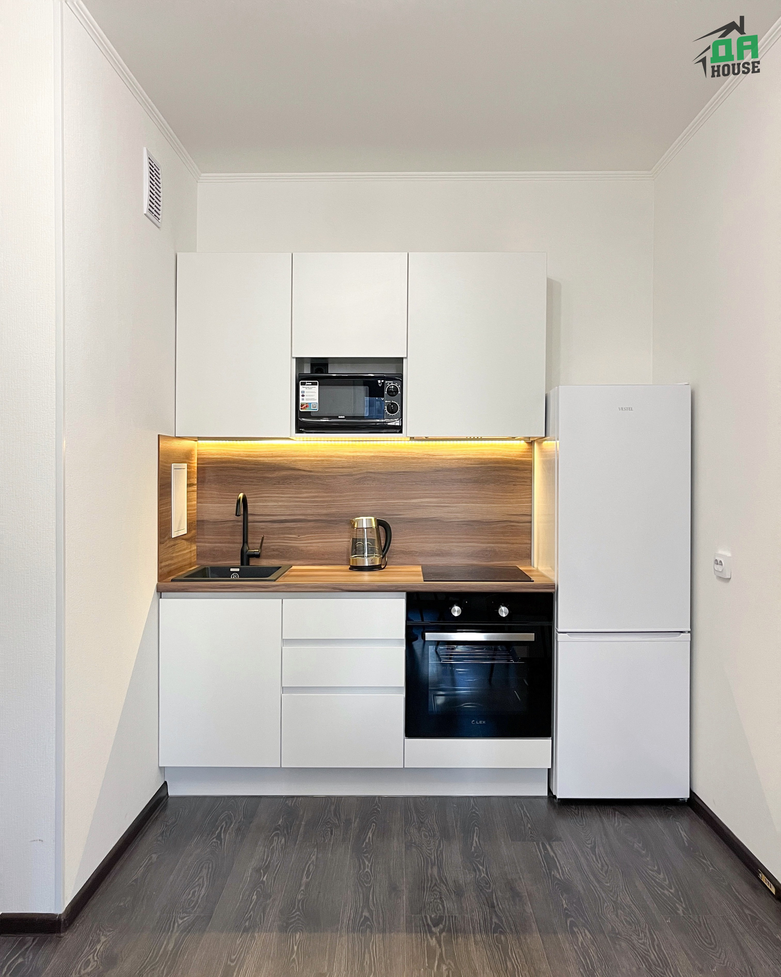 Компания Da House. Репортажный и портретный фотограф в Санктпетербурге. Видиосъемка мероприятий в Санкт-Петербурге