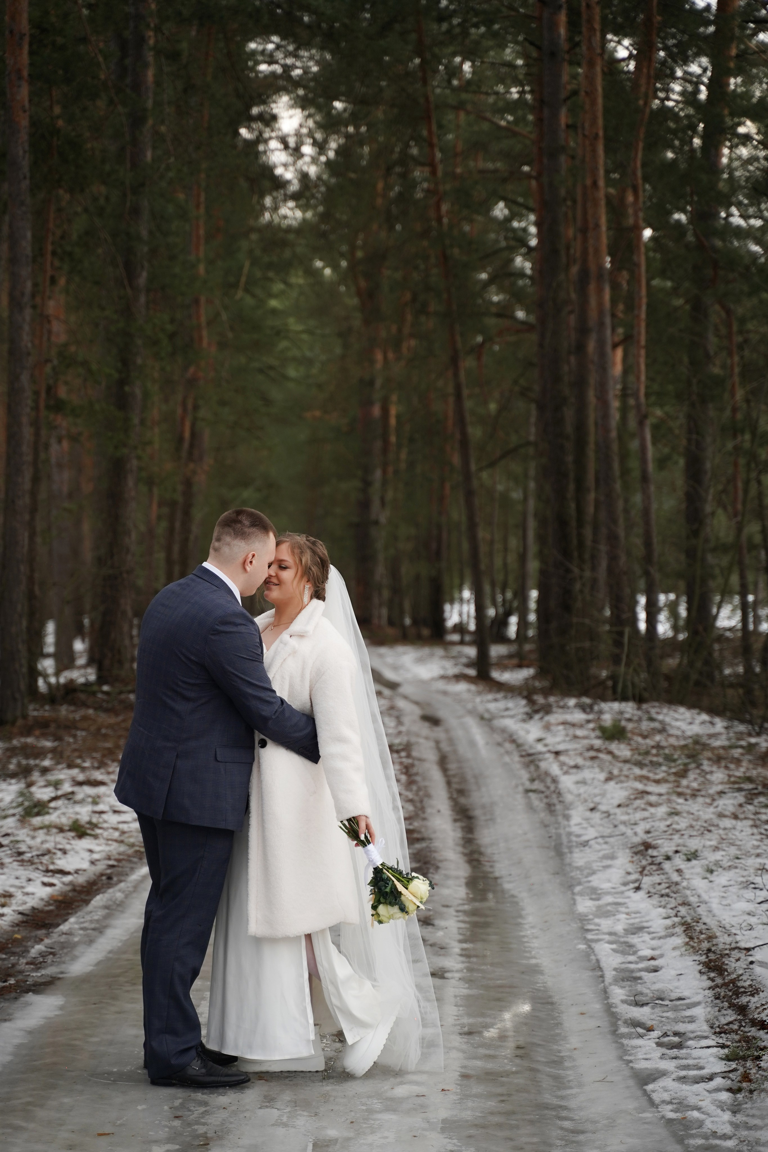Алена и Даниил (г.Рыльск). Фотограф Вера Зверуго в Орле