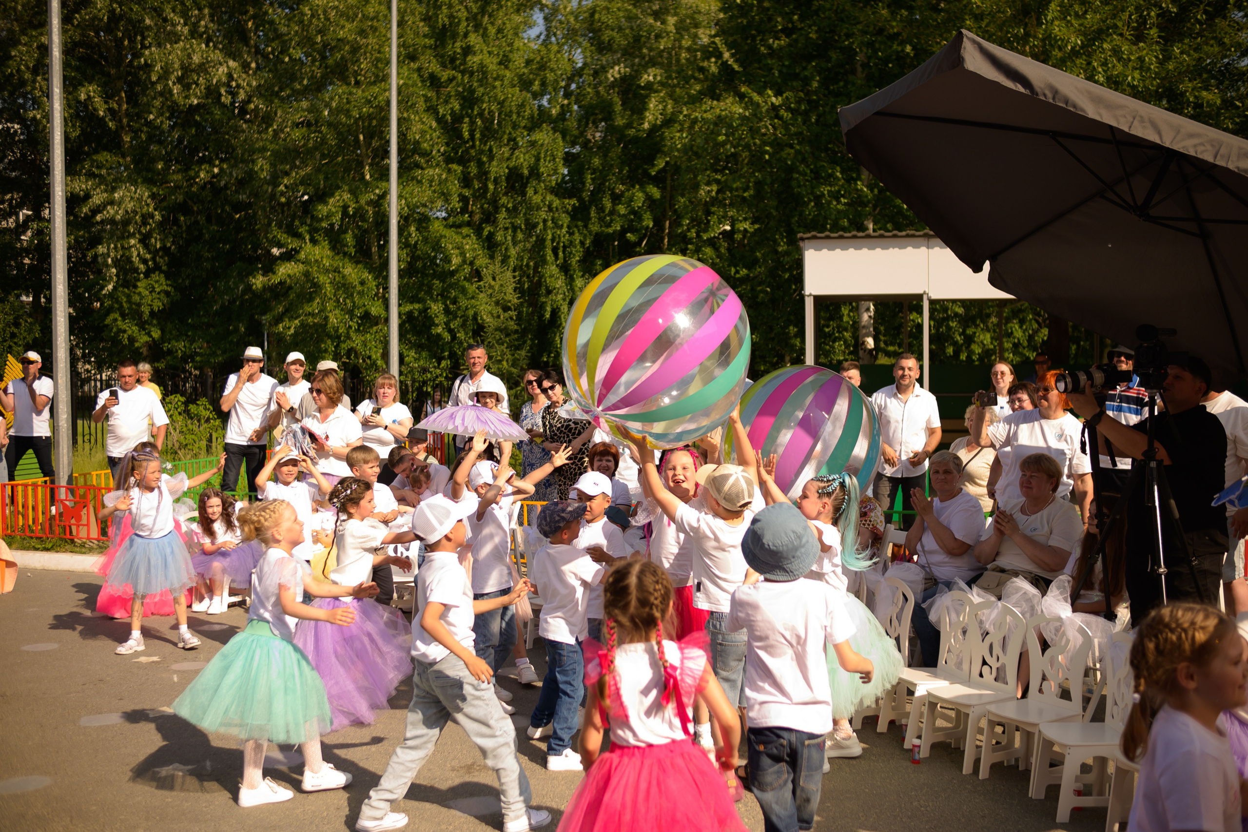 Репортаж выпускного группа «Фантазёры» 3 садик. Фотограф новорожденных, семейный детский в Тюмени Татьяна Морозова