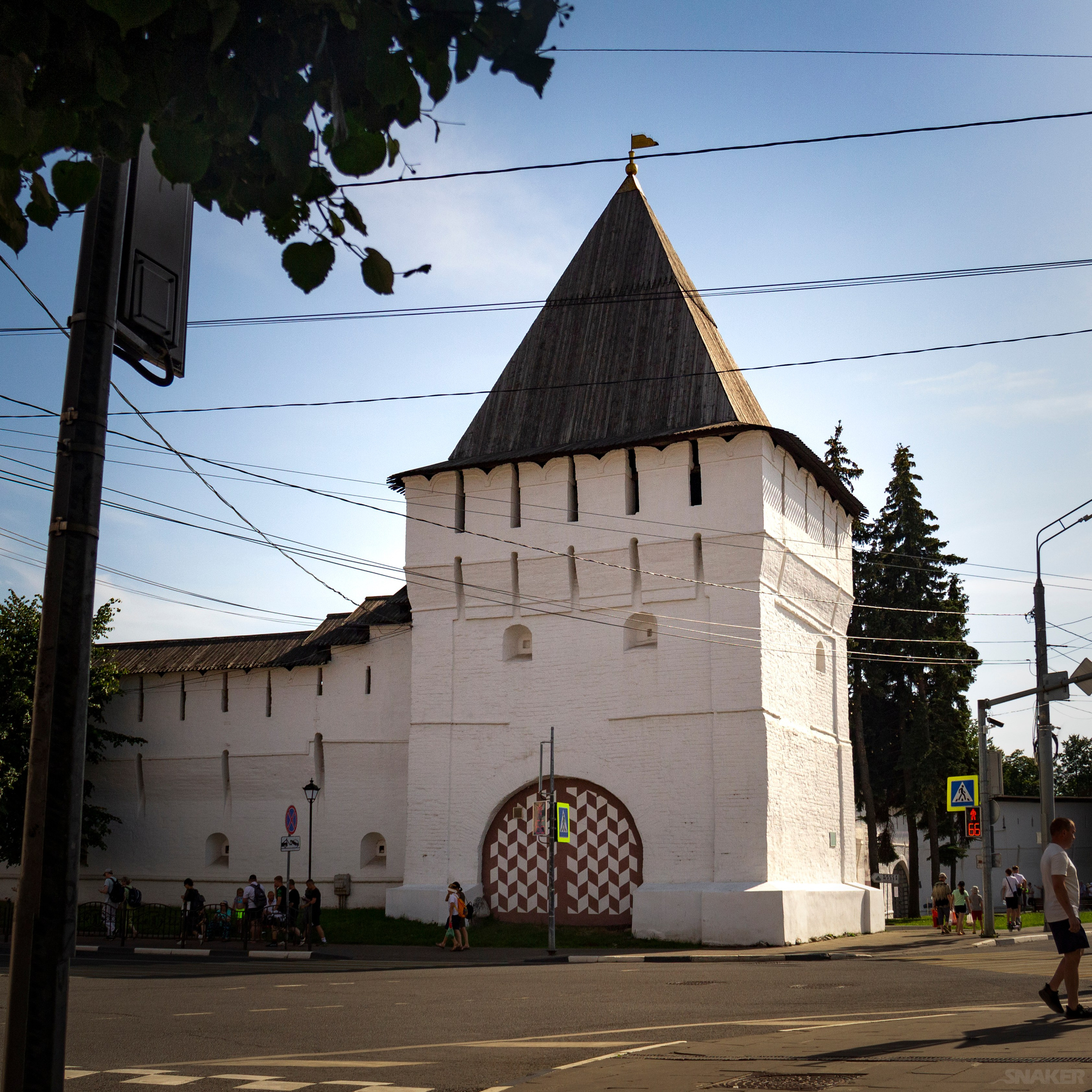 Ярославль. Богородская башня Спасо-Преображенского монастыря ("Ярославского кремля").