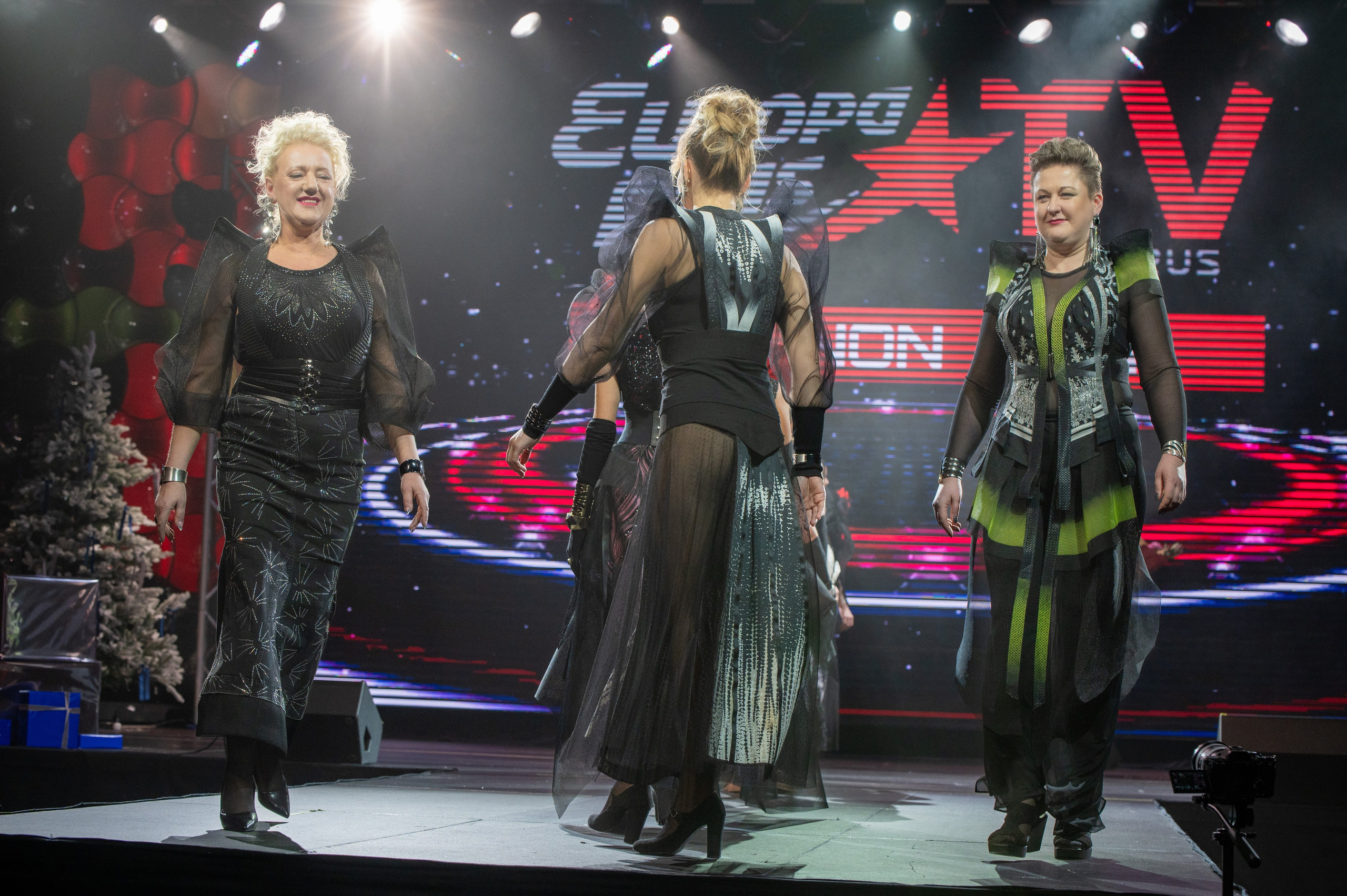 Большая новогодняя тусовка. Фотоуслуги, услуги фотографа, фотографирование важных событий