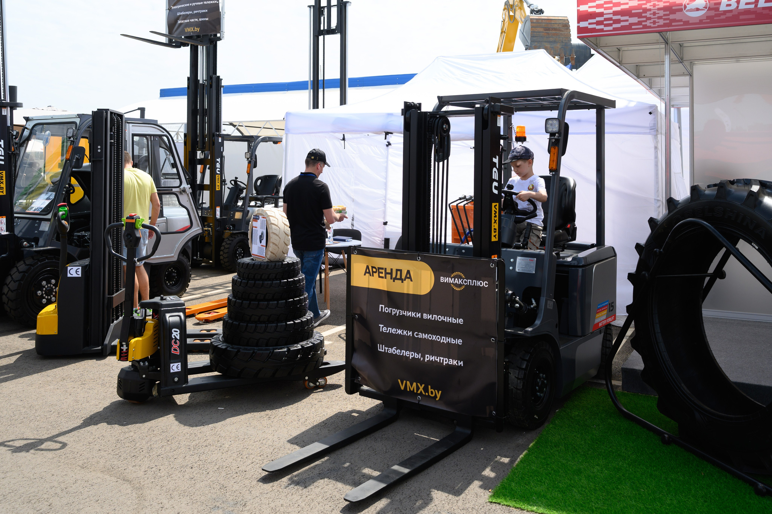 Агровыставка. Фотоуслуги, услуги фотографа, фотографирование важных событий