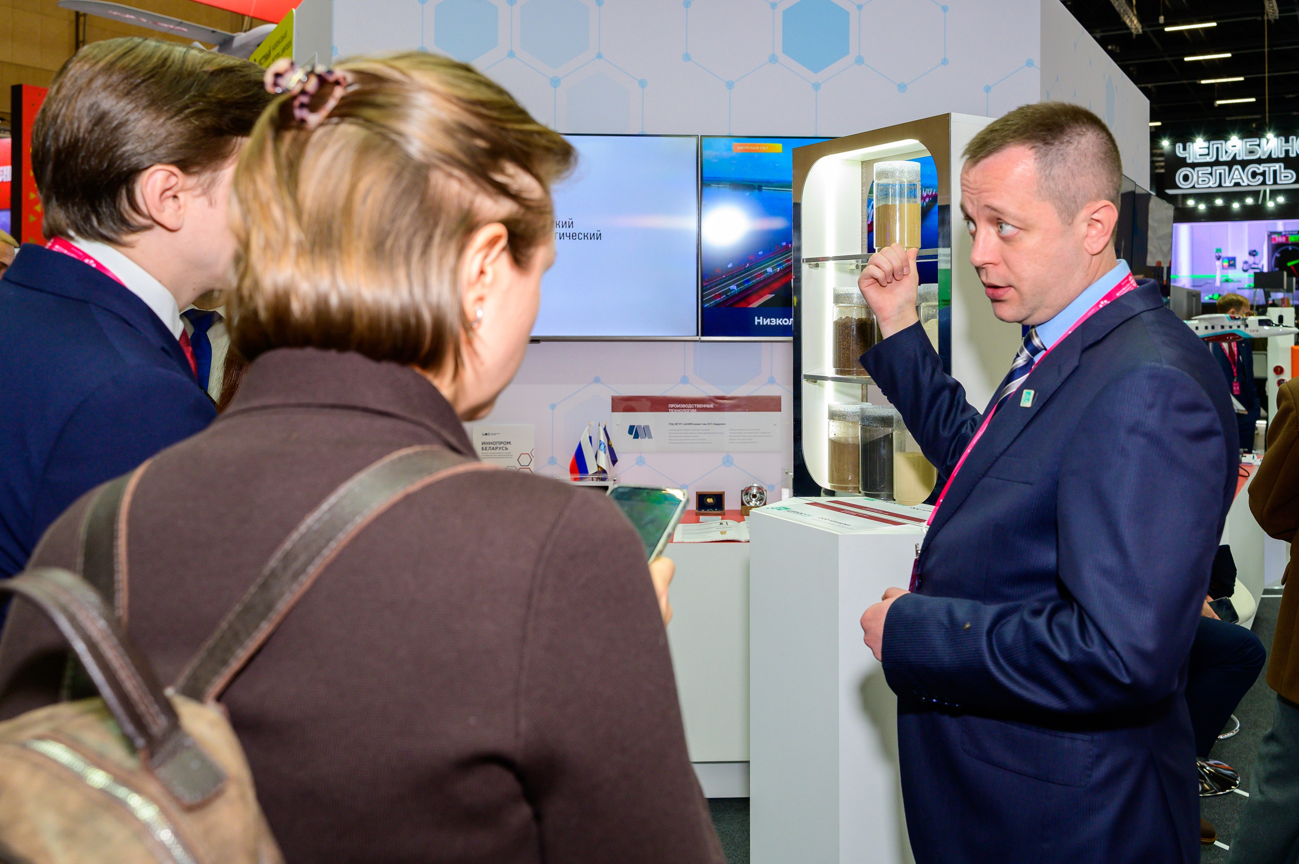 BigindustrialweekBelarus. Фотоуслуги, услуги фотографа, фотографирование важных событий