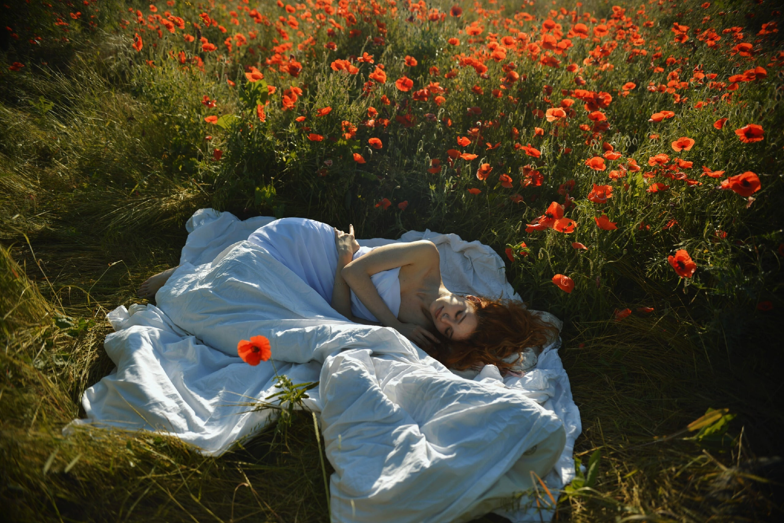 Марина и маковое поле. Арт-фотограф Евгений Матвиенко