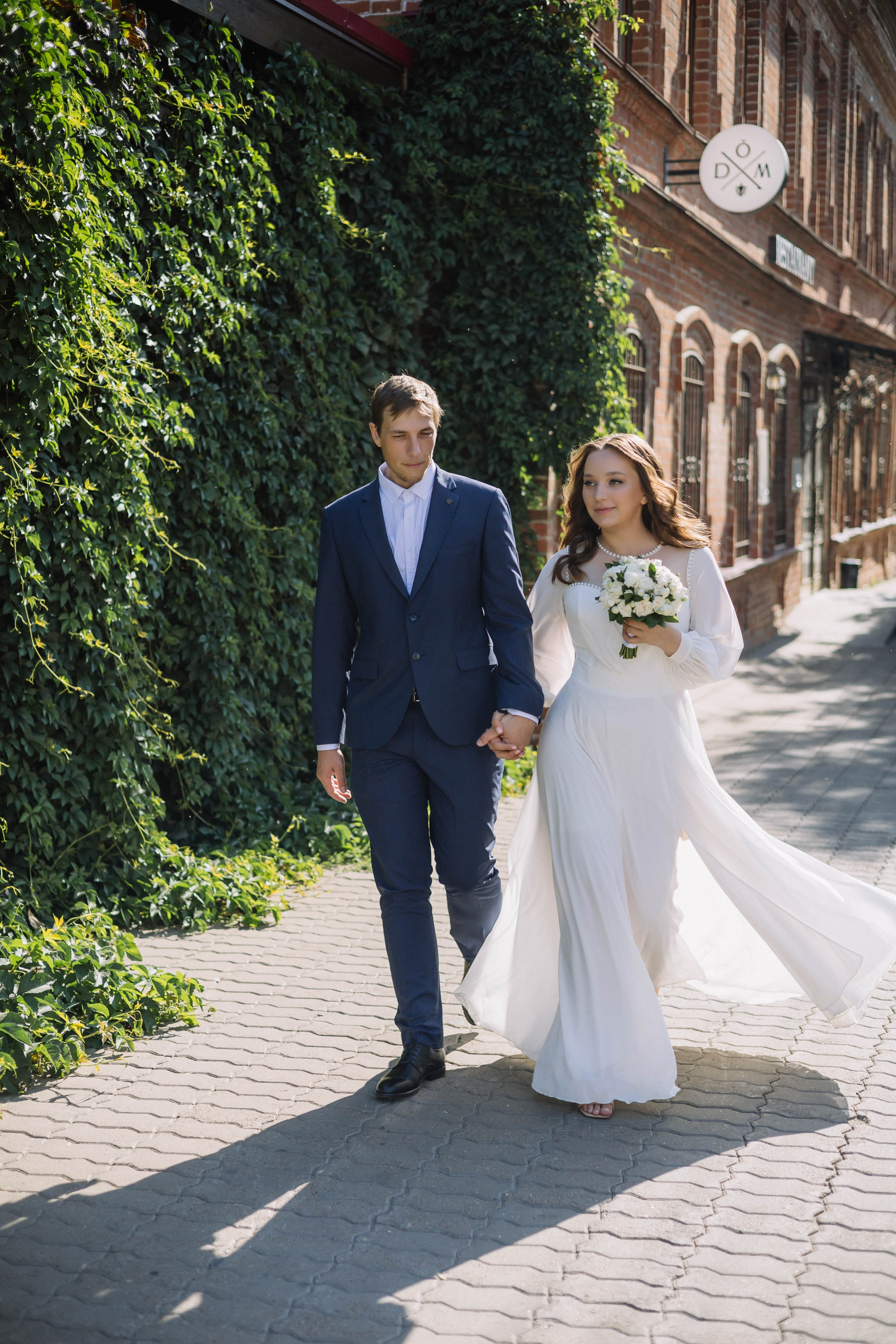 Прогулка. Фотограф Уфа Башкирия Мухаметянова Алина. Свадебный семейный портретный