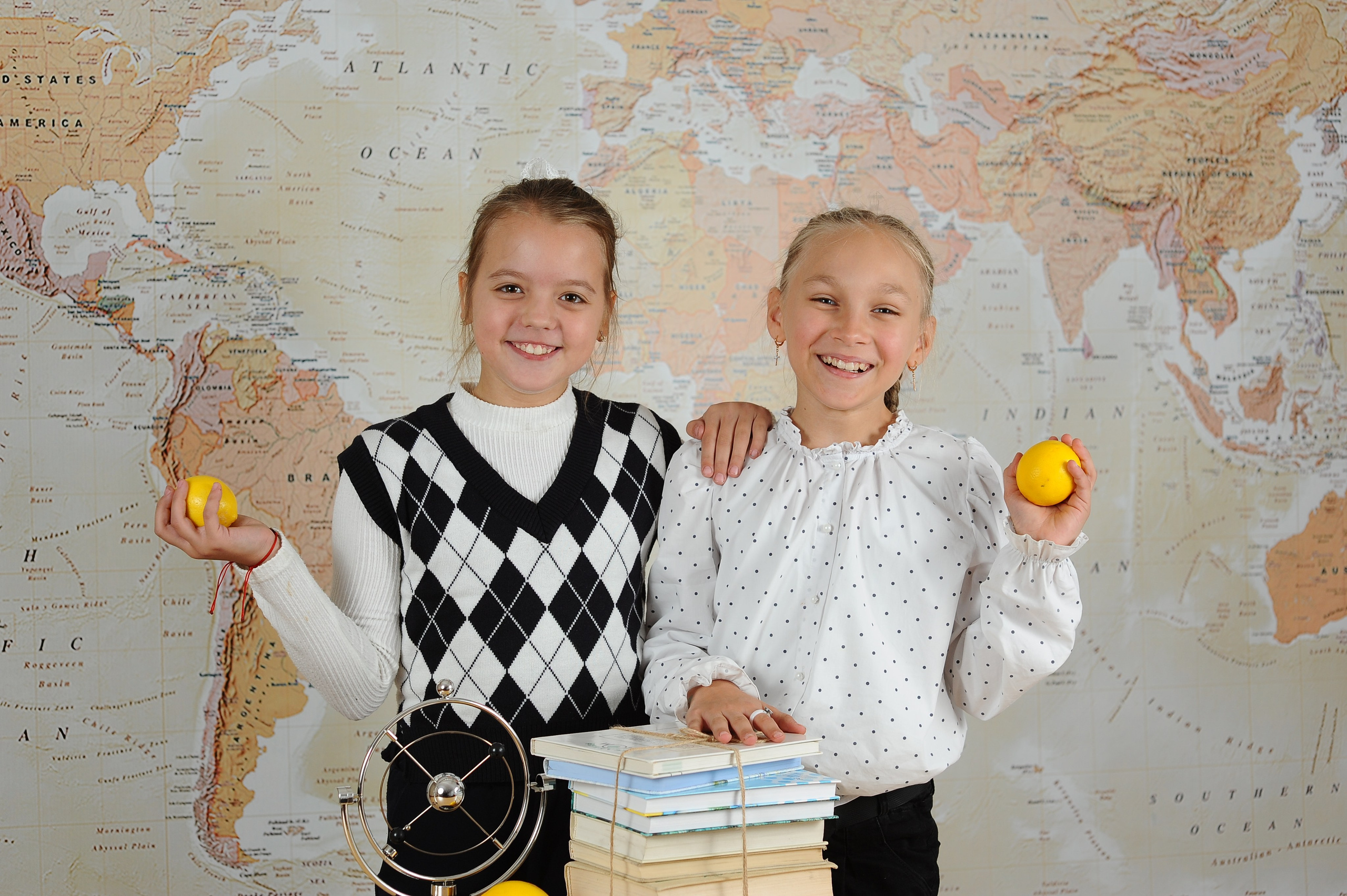 4 класс для альбома. Детский портрет