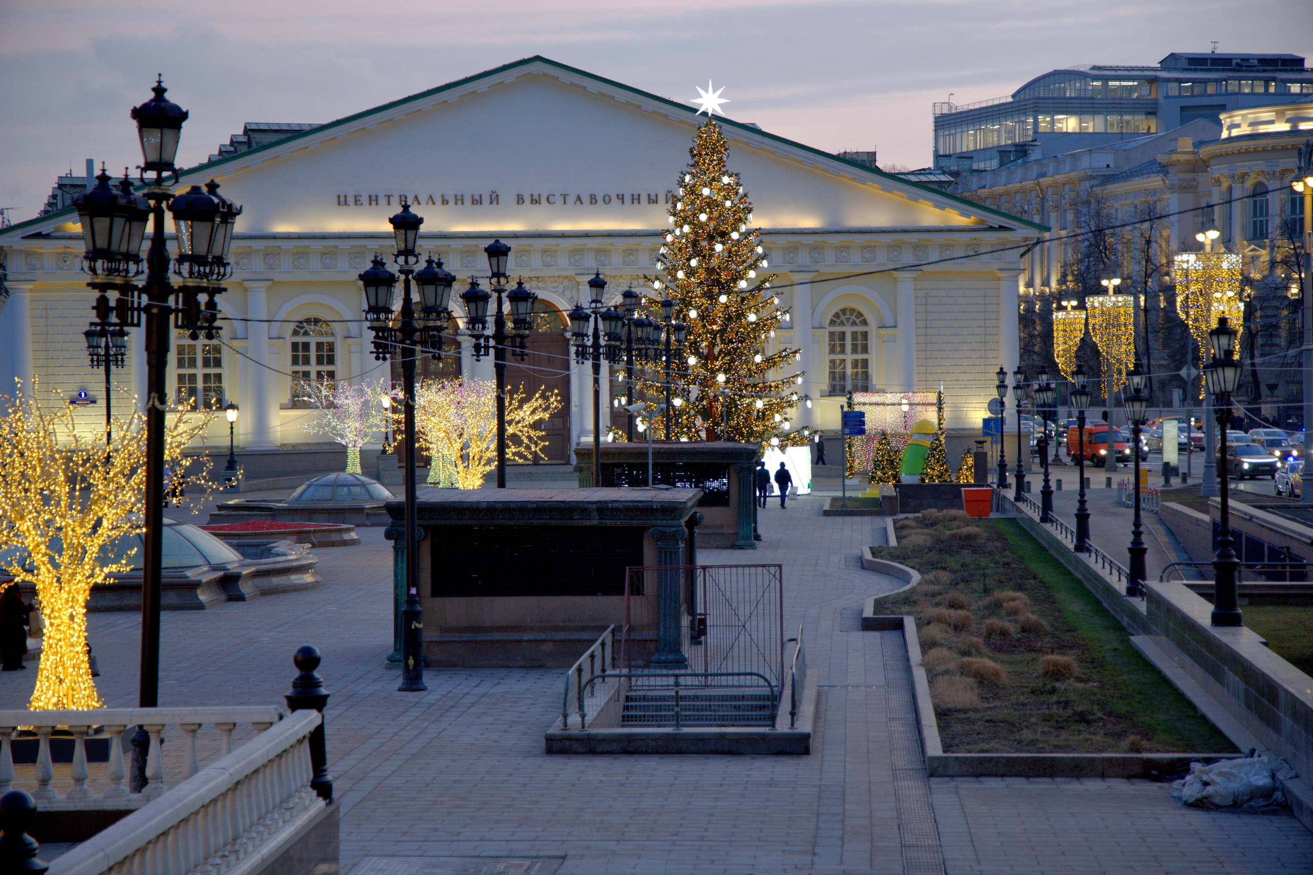 МОЙ ГОРОД. ФОТОГРАФ В МОСКВЕ СТАНИСЛАВ КОБЗЕВ