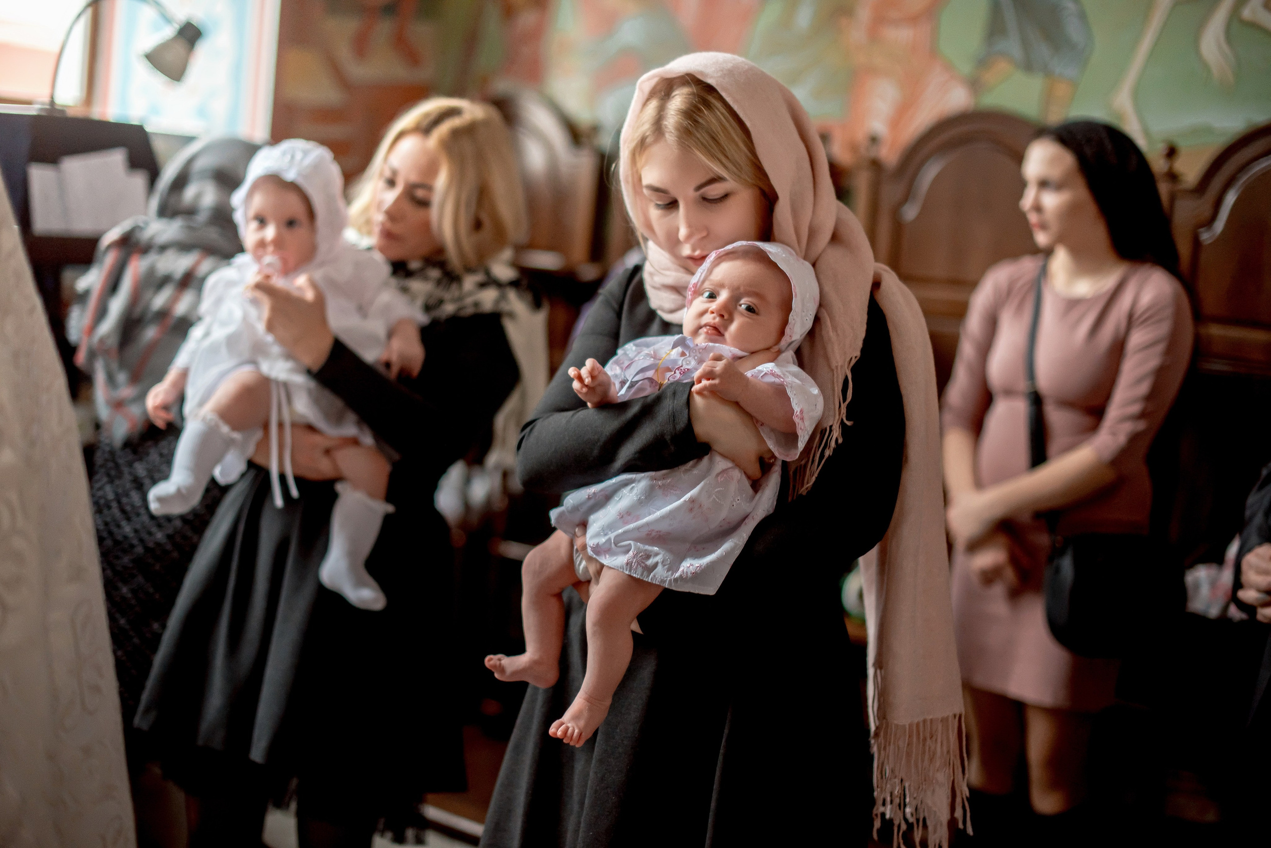 Крещение в мужском монастыре. Фотограф Мария Стрелкова