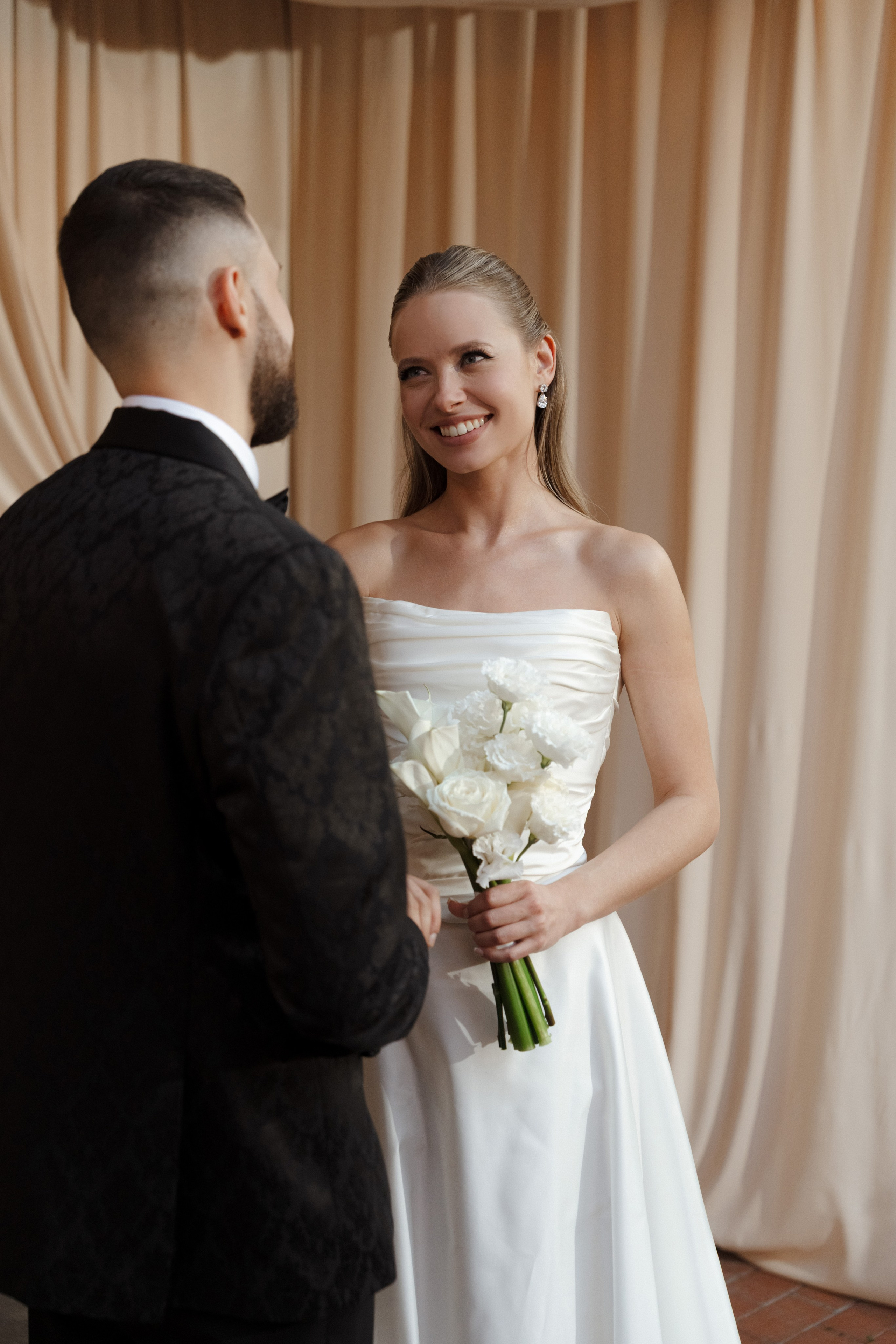 Алина. Свадебные платья Новосибирск, ателье по пошиву вечерних образов