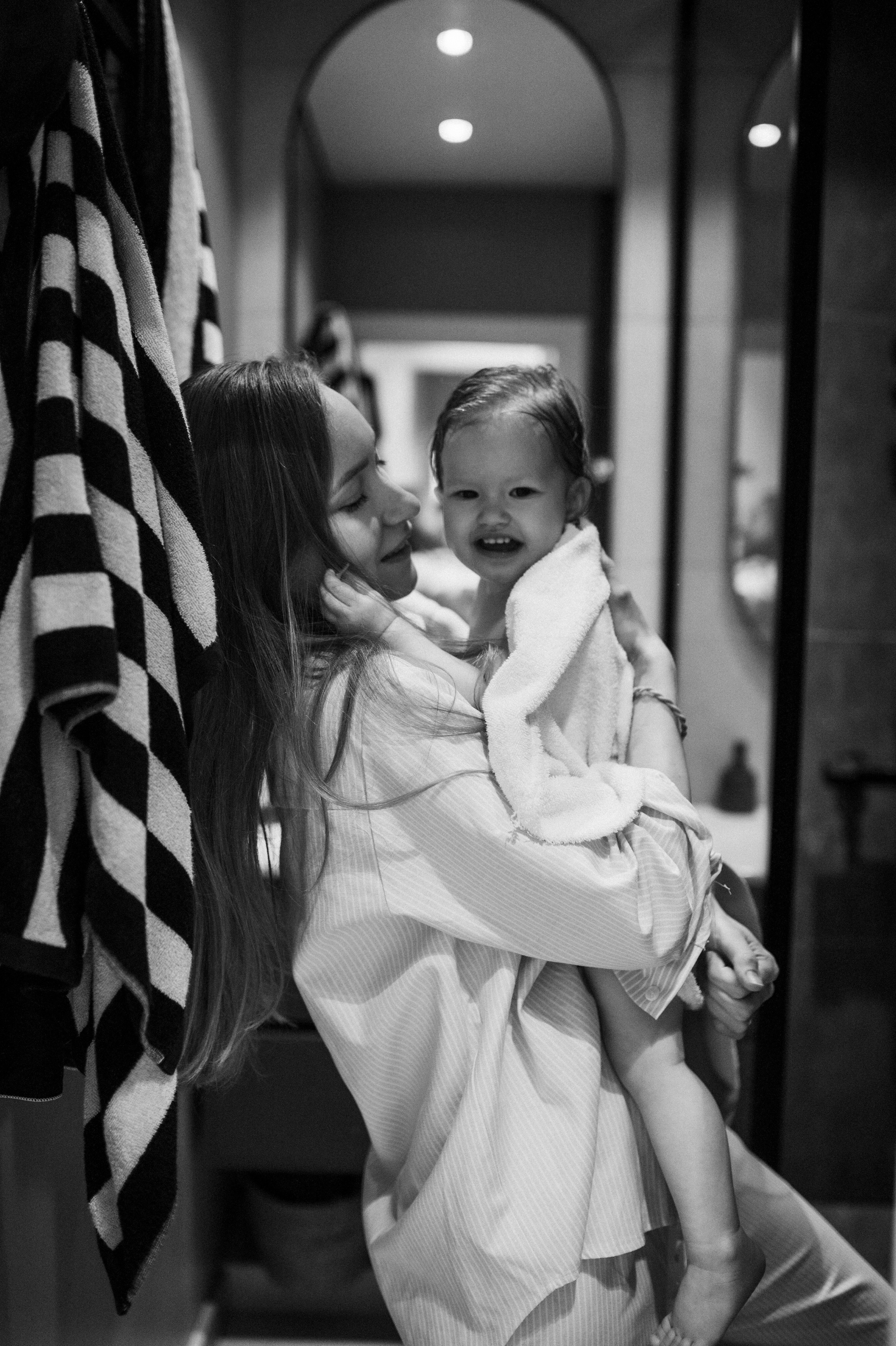 Даша и Варя дома. Семейный и свадебный lifestyle-фотограф в Москве Мария Петрова