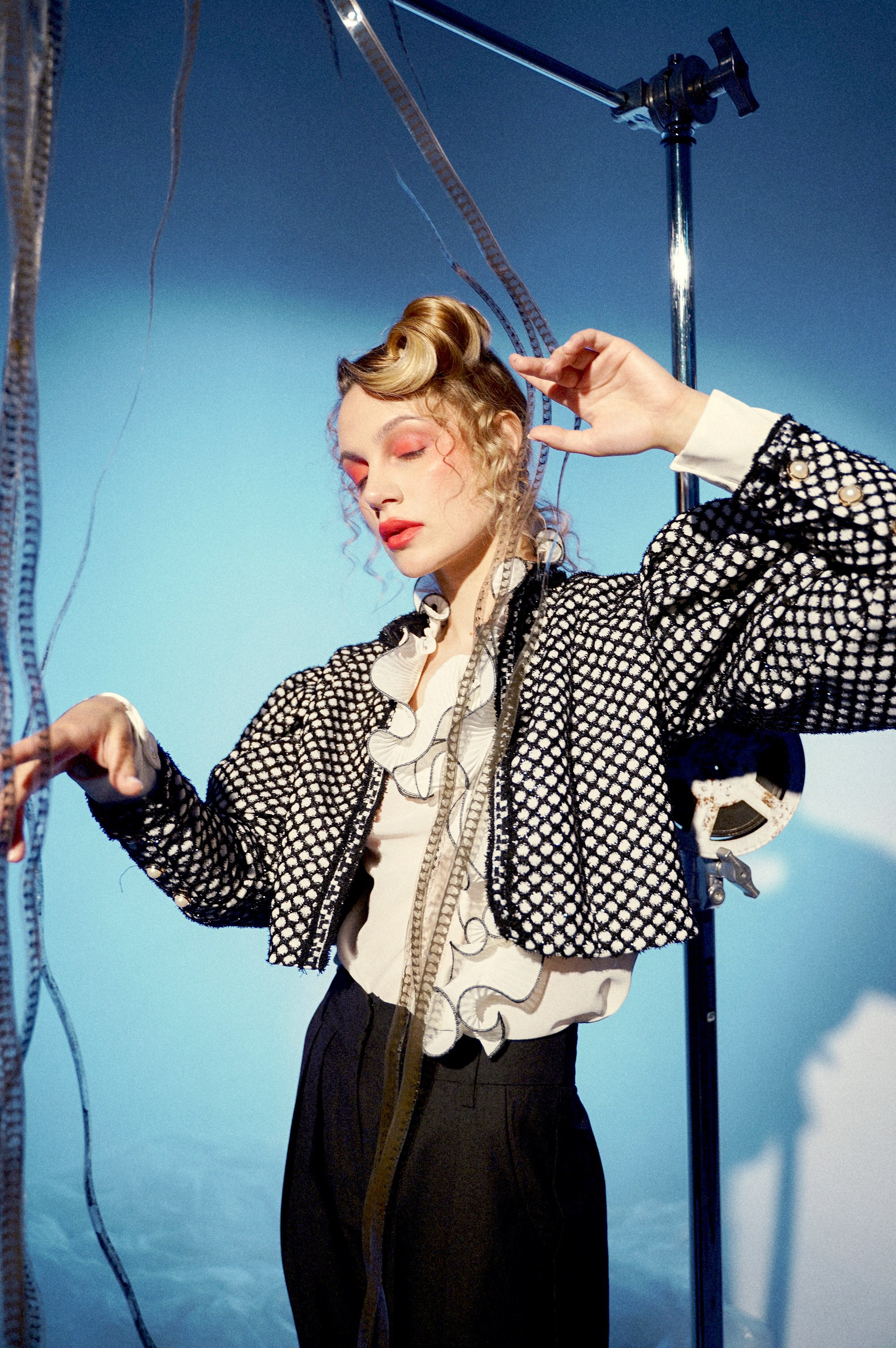 История вторая: из холста в в создателя. Фотограф в Москве Женя Потах