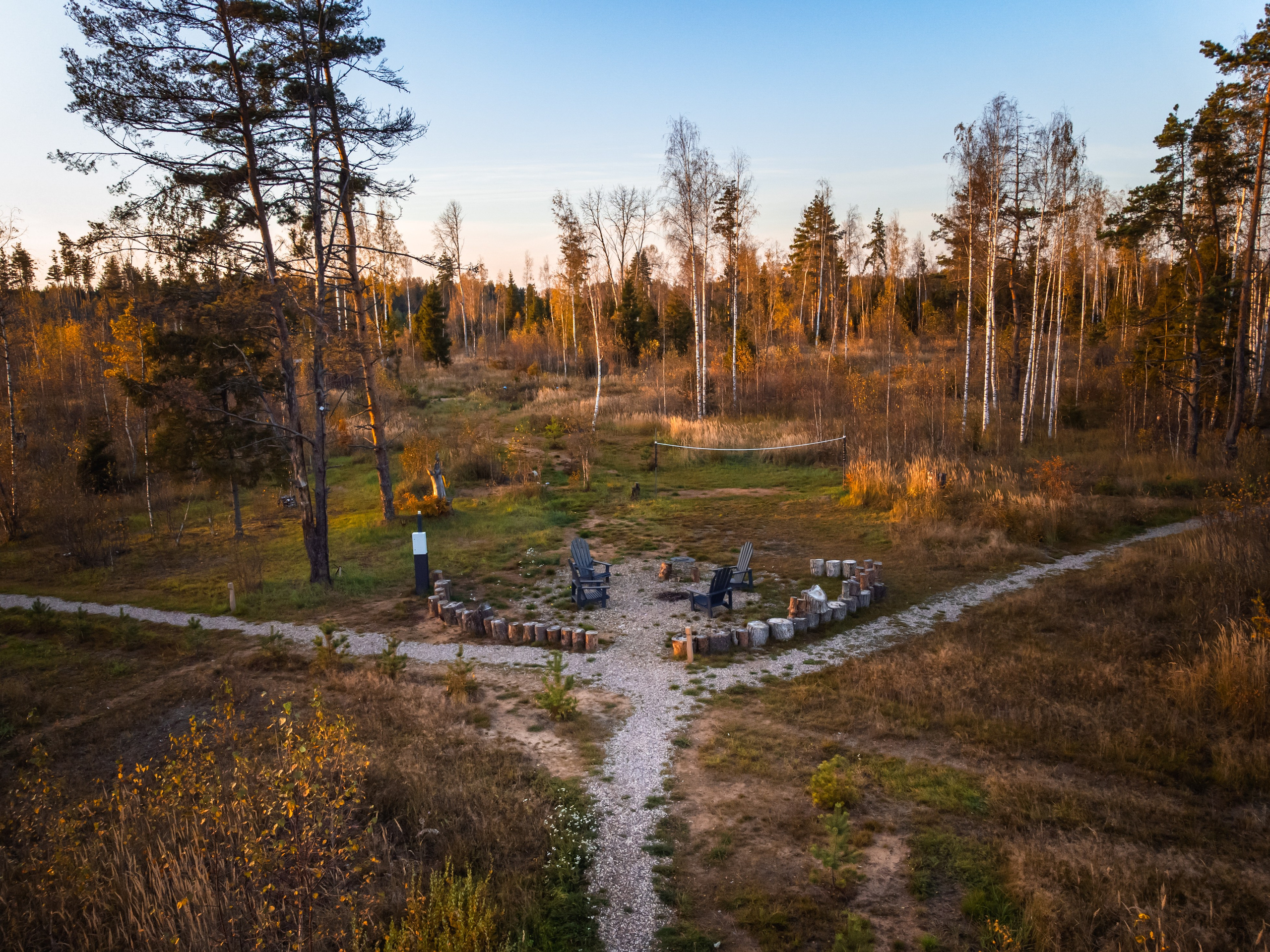 Костровая зона, трава, осень, лес, природа, база отдыха, загородный клуб, "ПОБЕГ ИЗ ГОРОДА", день
