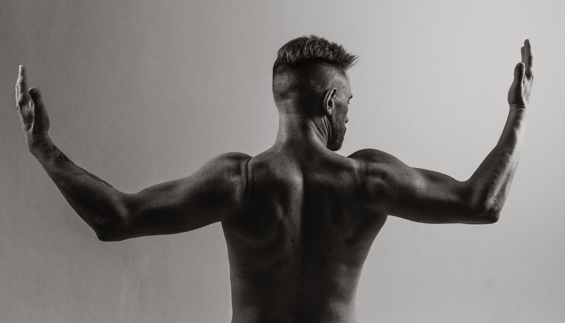 Контроль. Фотограф Олеся Мочалова. Москва. Нижний Новгород