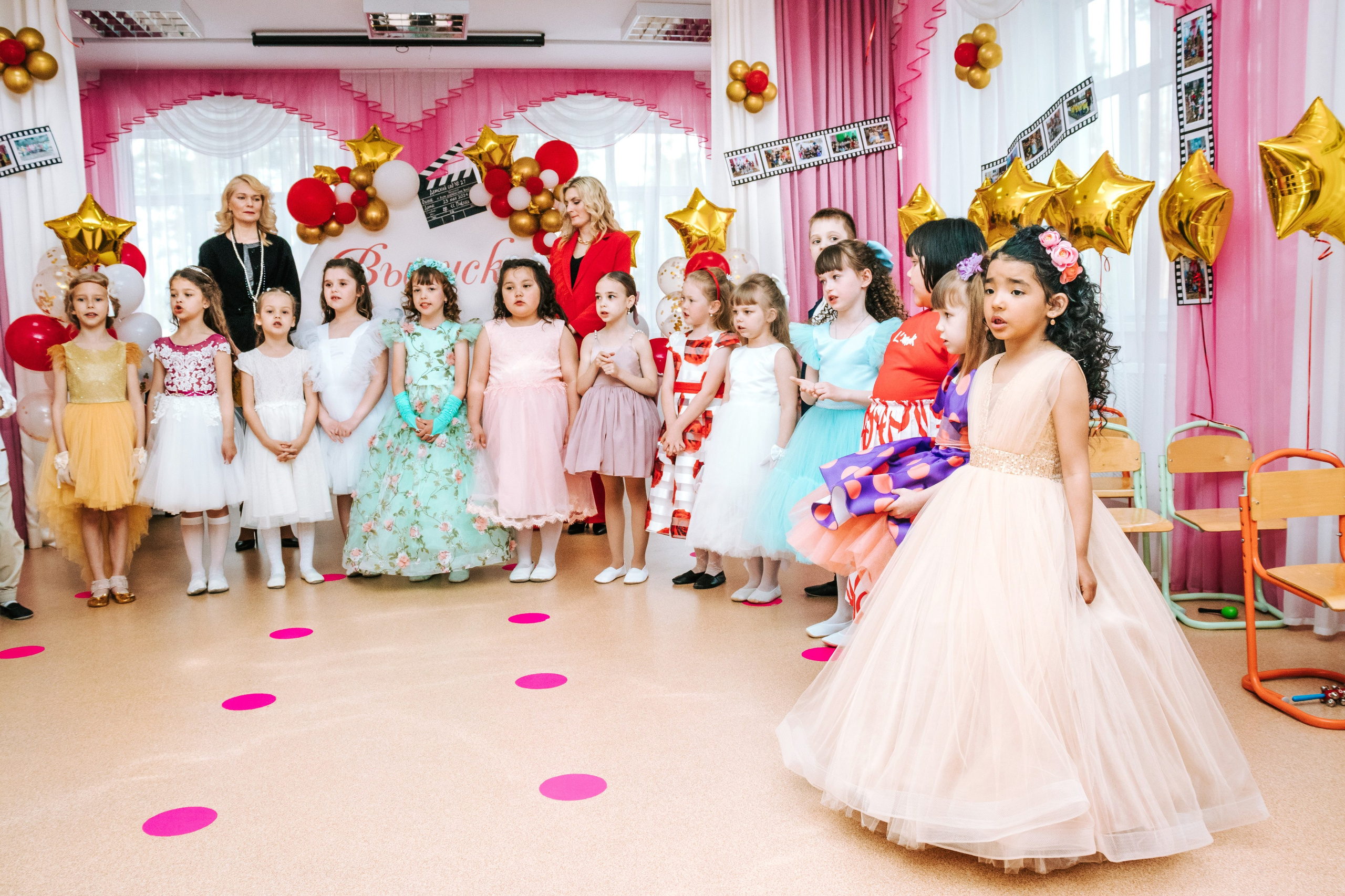 Фотограф на выпускной Детского сада Томск. Фотограф в Томске Дарья Пучкина