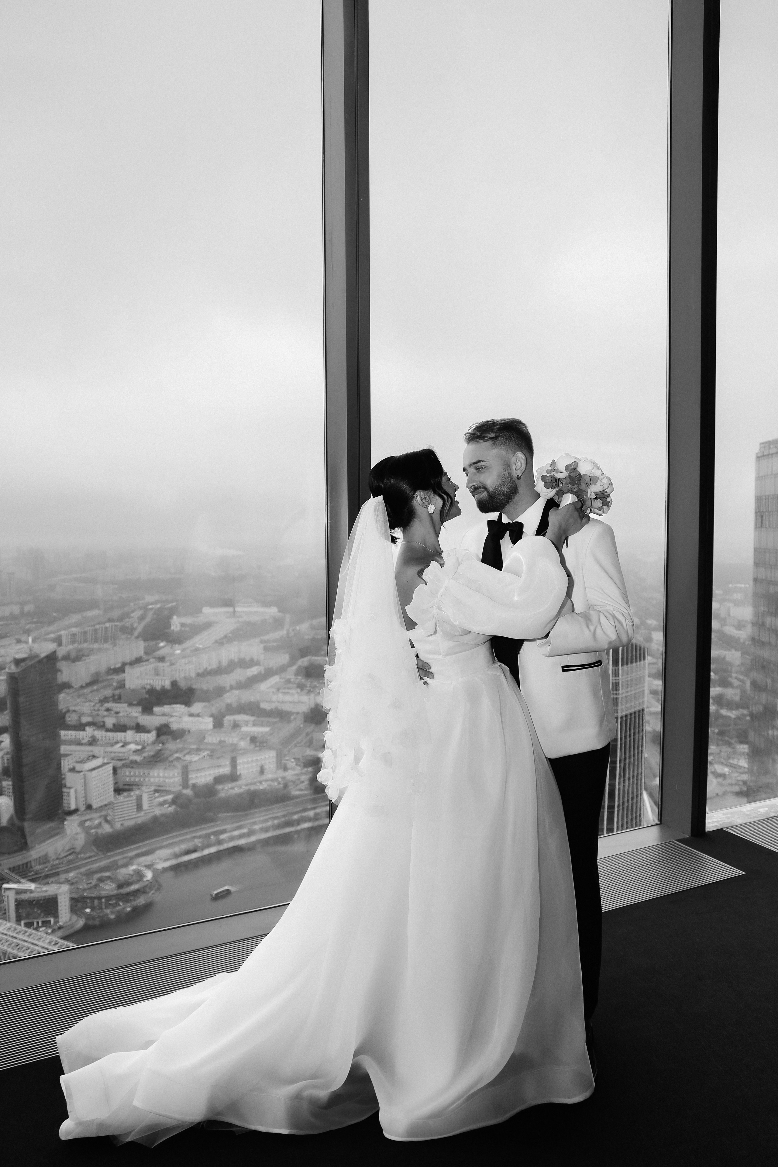 Т. + А. Роспись в Сити, прогулка по набережным Москвы. Семейный и lovestory фотограф в Москве Светлана Коняхина