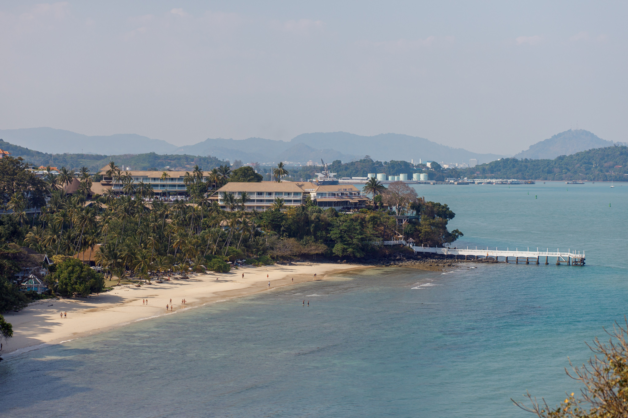 Свадьба с гостями на Пхукете. Фотограф на Пхукете в Таиланде