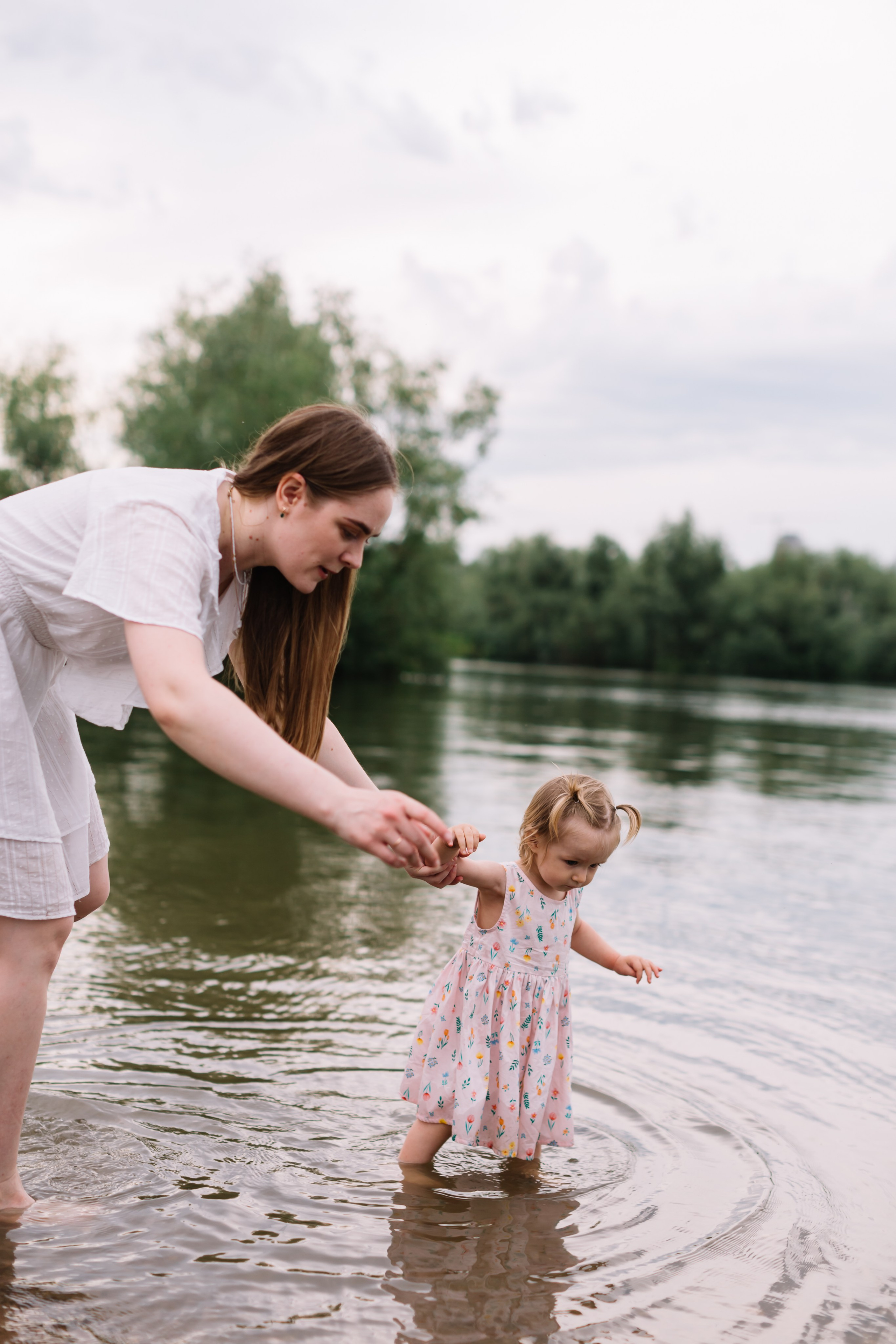 алёна малахова фотограф новосибирск семейный детский домашняя фотосессия в новосибирске день рождения репортажная съёмка фотосессия с лошадьми на конюшне деревня алтай  на природе фотосессия в детском саду мама и сын предложение руки и сердца идея  помолвка фотосессия берег закат детский день рождения годик торт аниматор лофт игровая продолжение следует prodoljenie_sleduet_  корпоратив тимбилдинг первоклашка линейка  контент  бизнес портрет оперный новат франция берет весна девушка мама и дочь мать и дитя