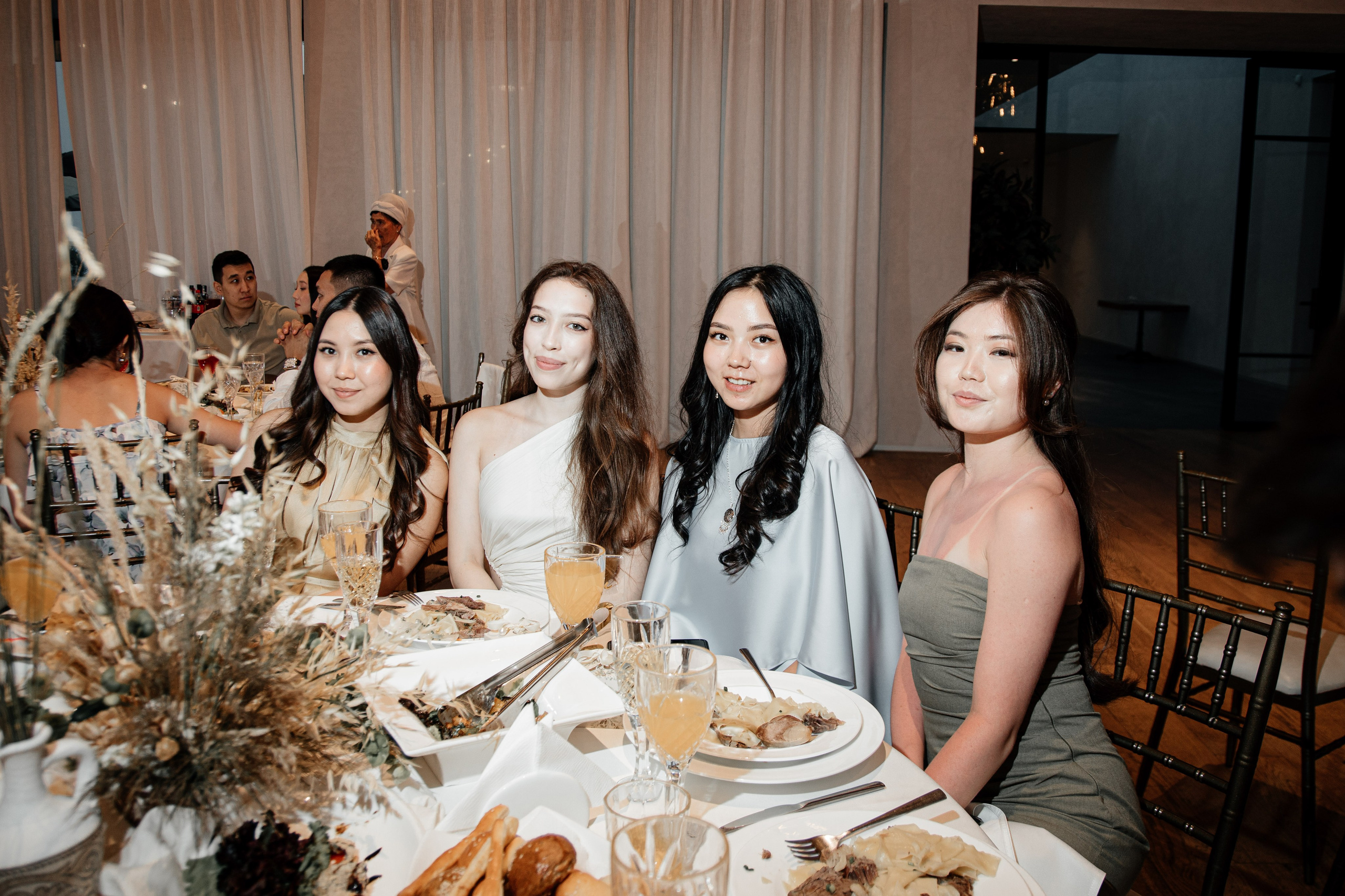 Azhar Uzatu. Свадебный фотограф Алматы