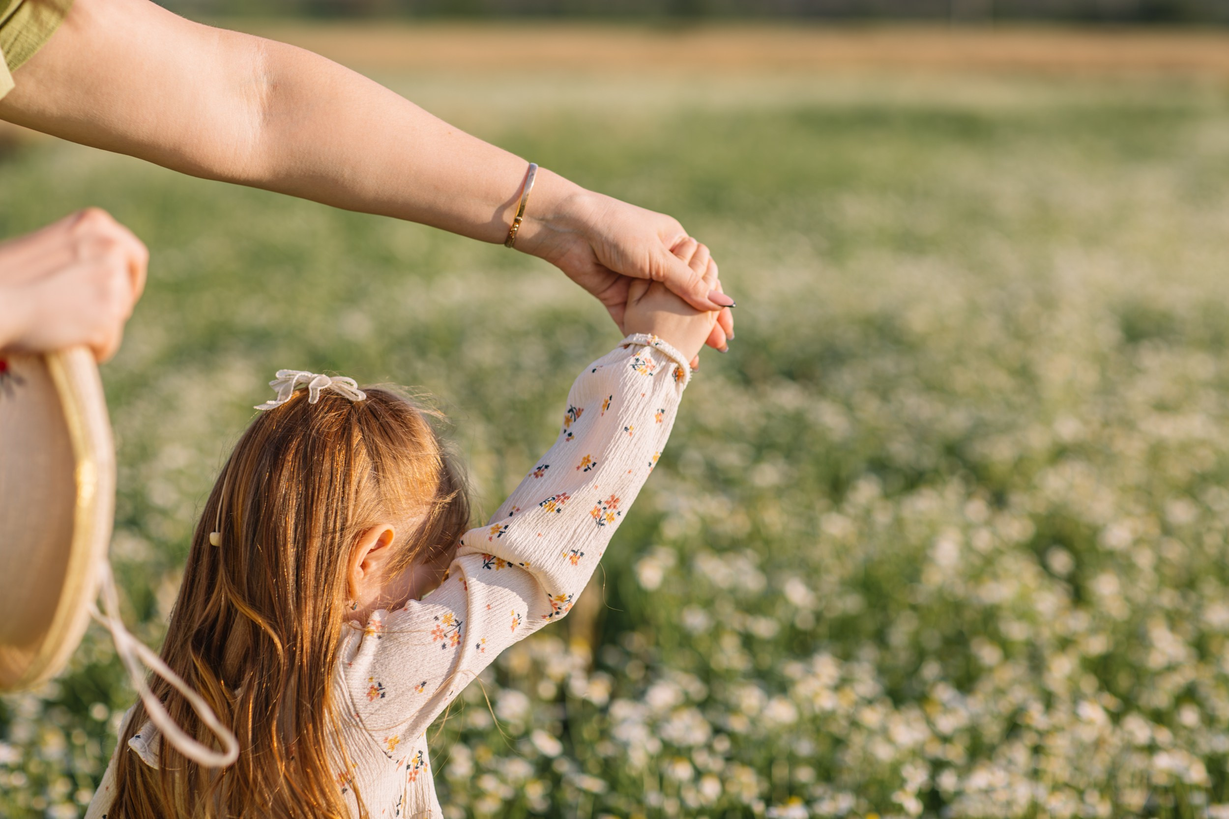 Семейная на природе (ромашковые поля). Семейный и Детский фотограф г. Москва, г. Борисоглебск