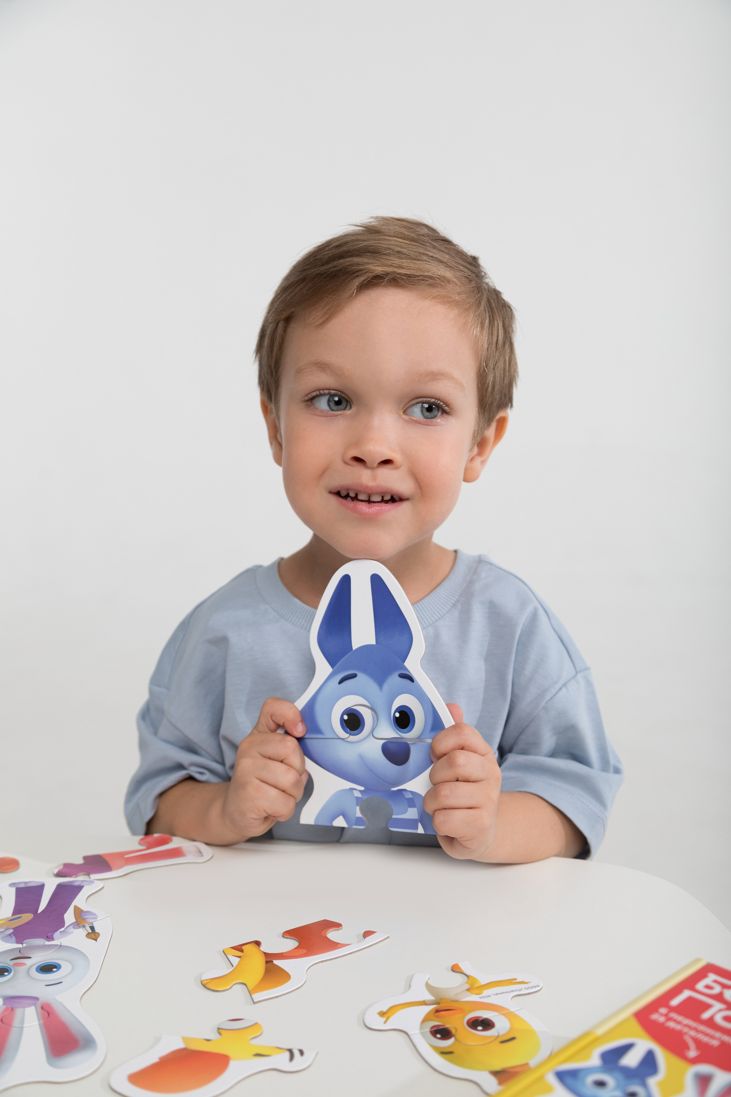 Каталожная съемка в циклораме для бренда детских товаров. Детский и контент фотограф Надя Волкова Санкт-Петербург