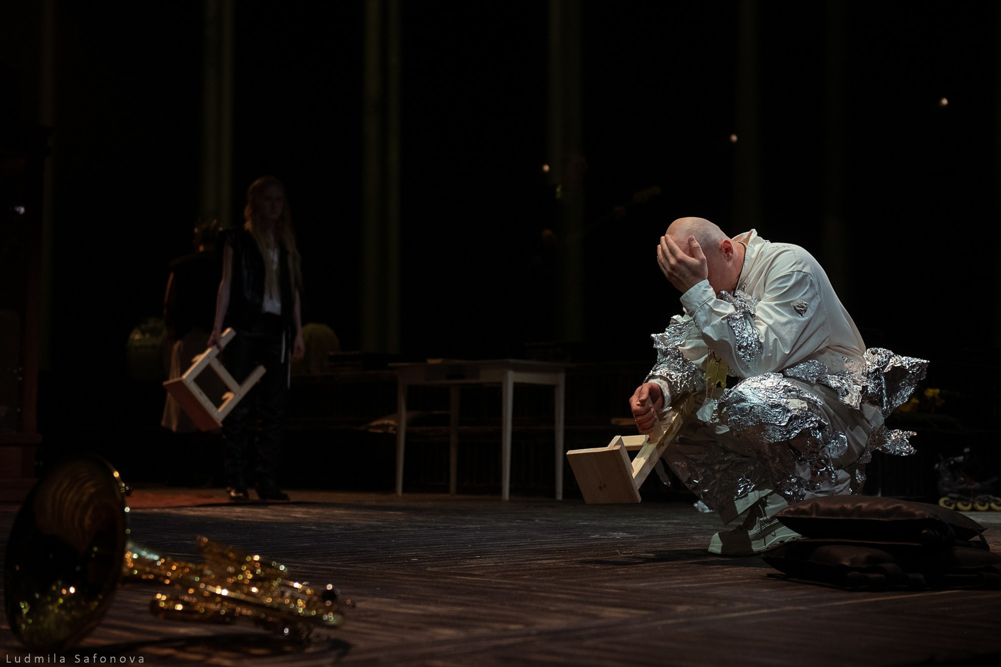 Гамлет. Режиссёр Андрей Гончаров. Гамлет Юра Борисов. Lucytheatre