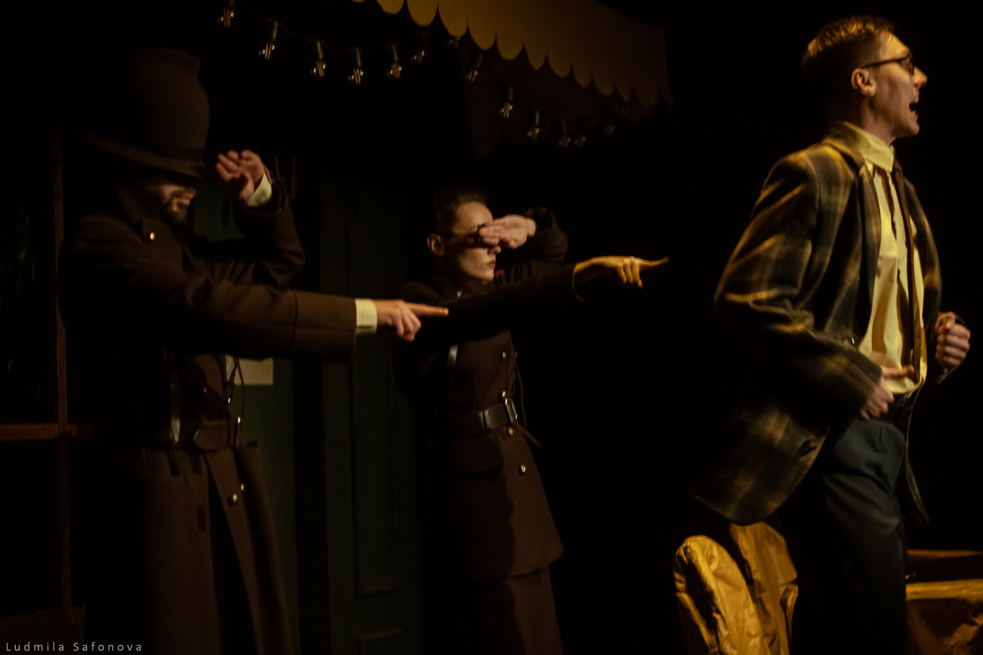 Коричневое утро. РАМТ. Lucytheatre