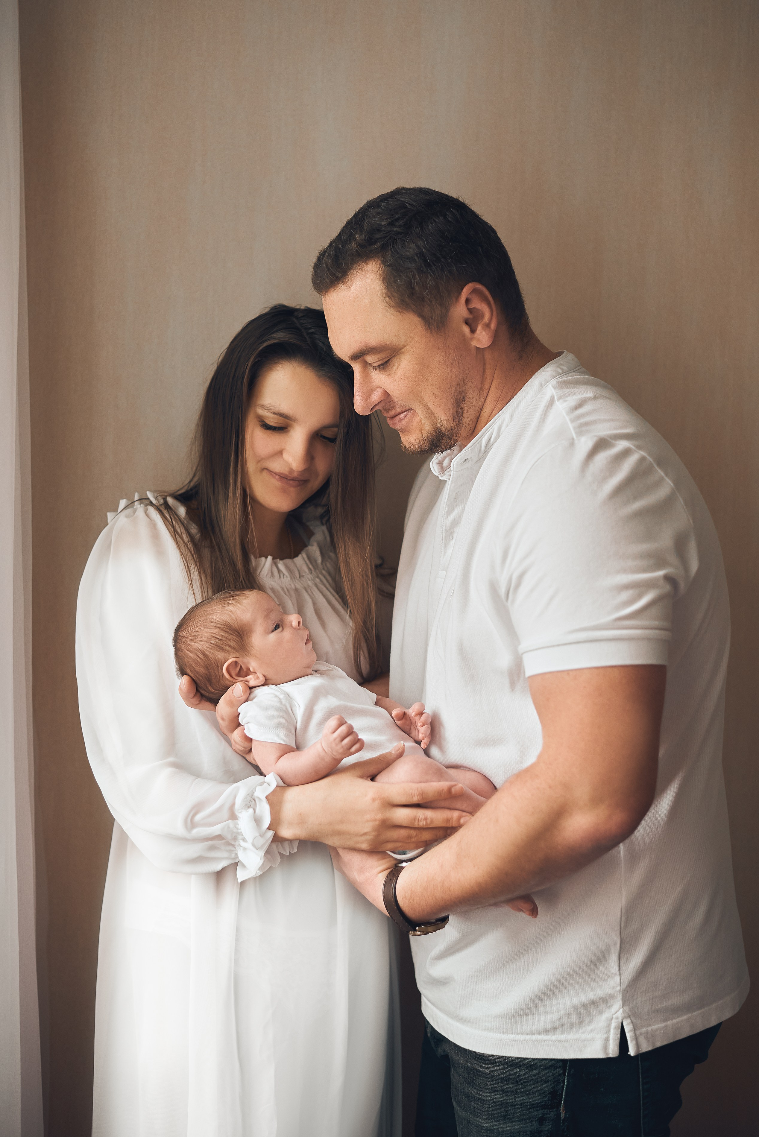 Семейная фотосессия с новорожденным Александр. Семейный фотограф в Южно-Сахалинске Анастасия Лимарева