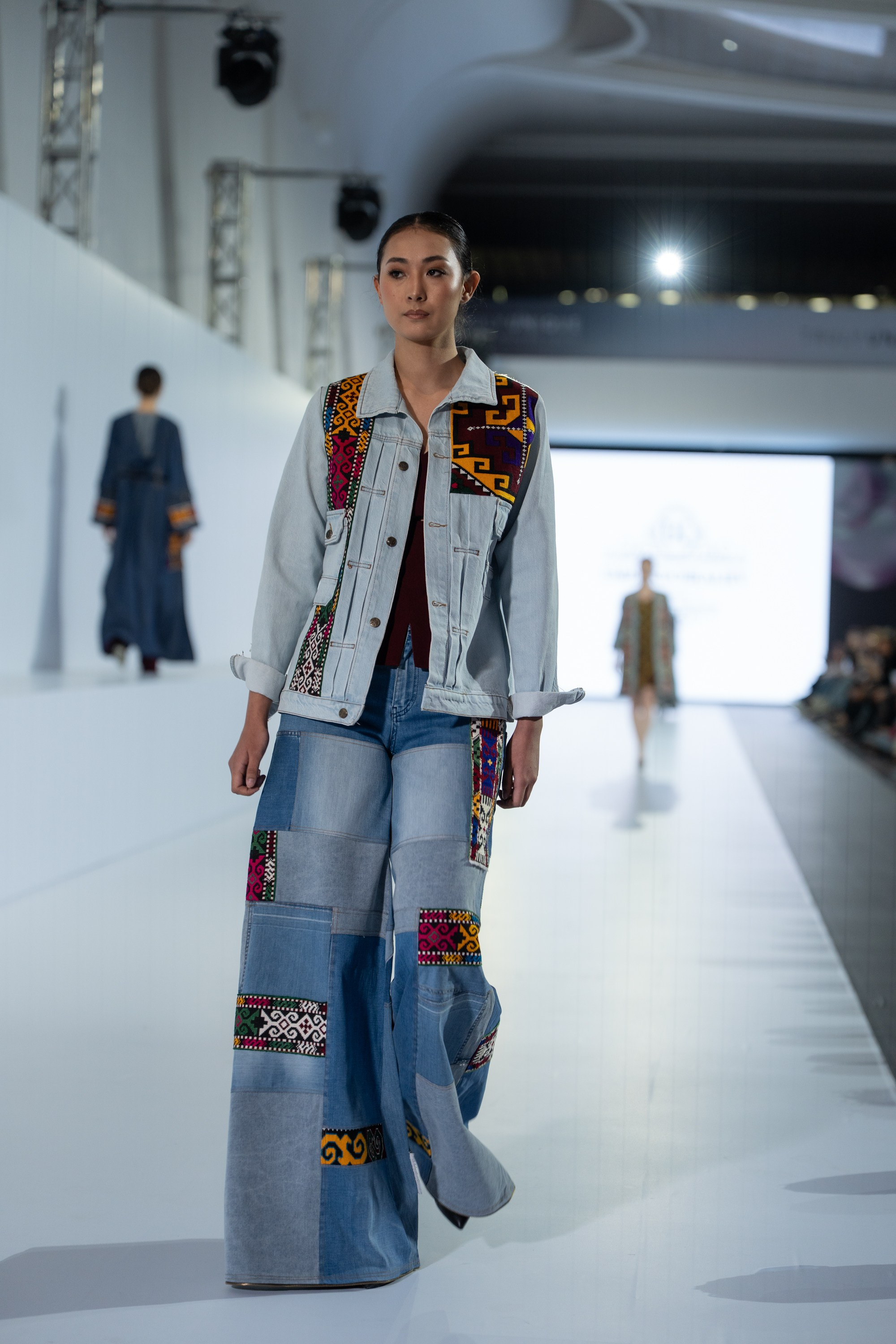 Umed Kuchkaliev. Сайт Алматинского НЮ АРТ, будуар и фэшн фотографа Дениса Карпенко